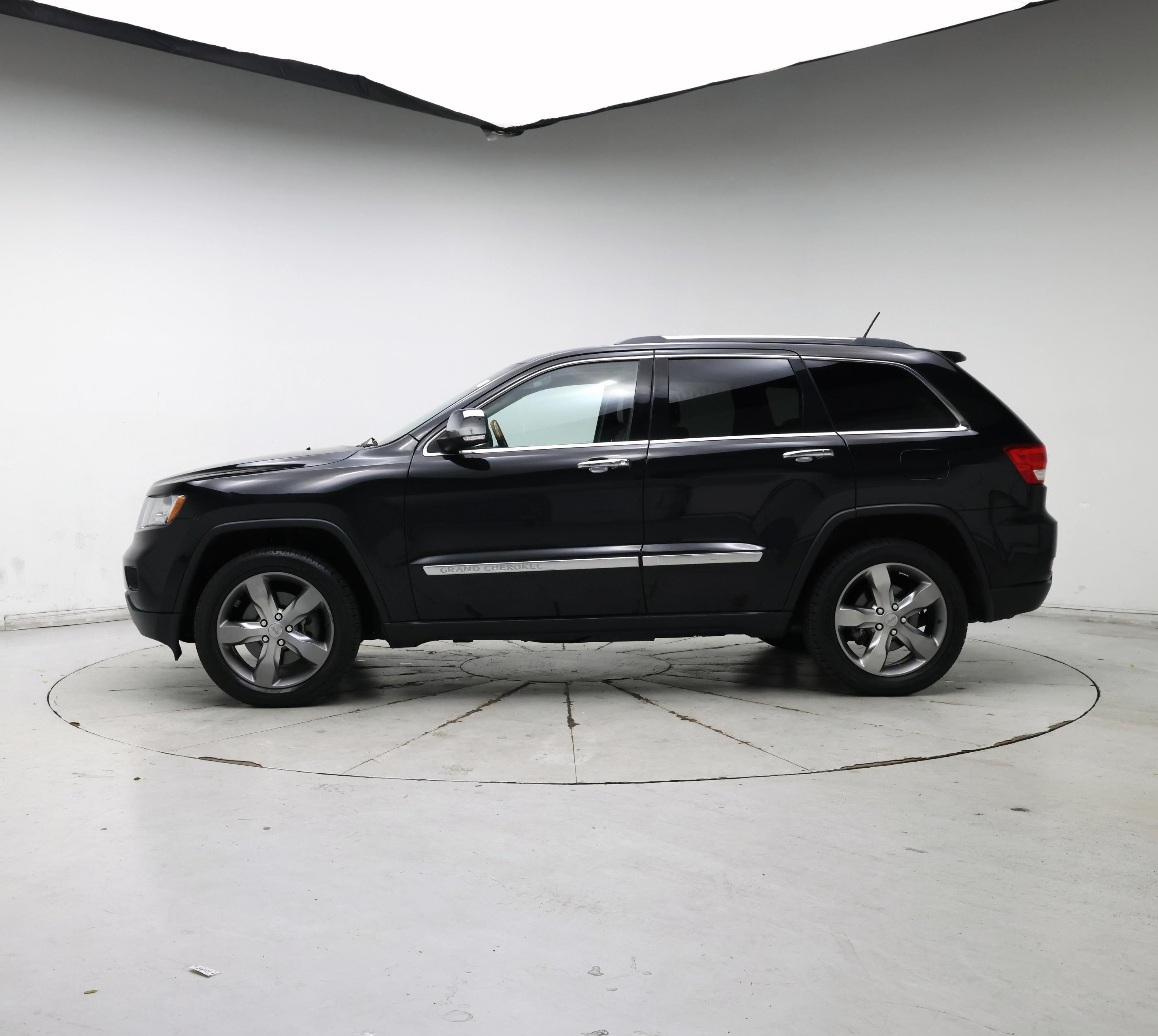 Thumbnail: 2013 Jeep Grand Cherokee - 3