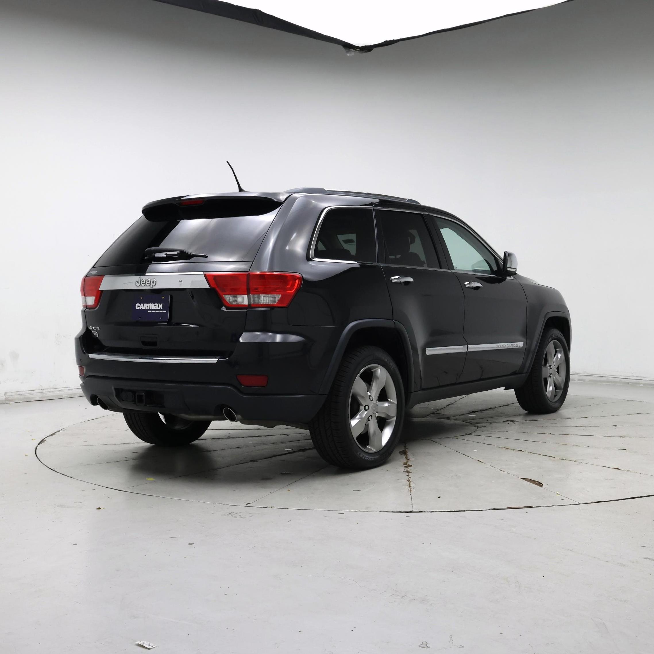 Thumbnail: 2013 Jeep Grand Cherokee - 8