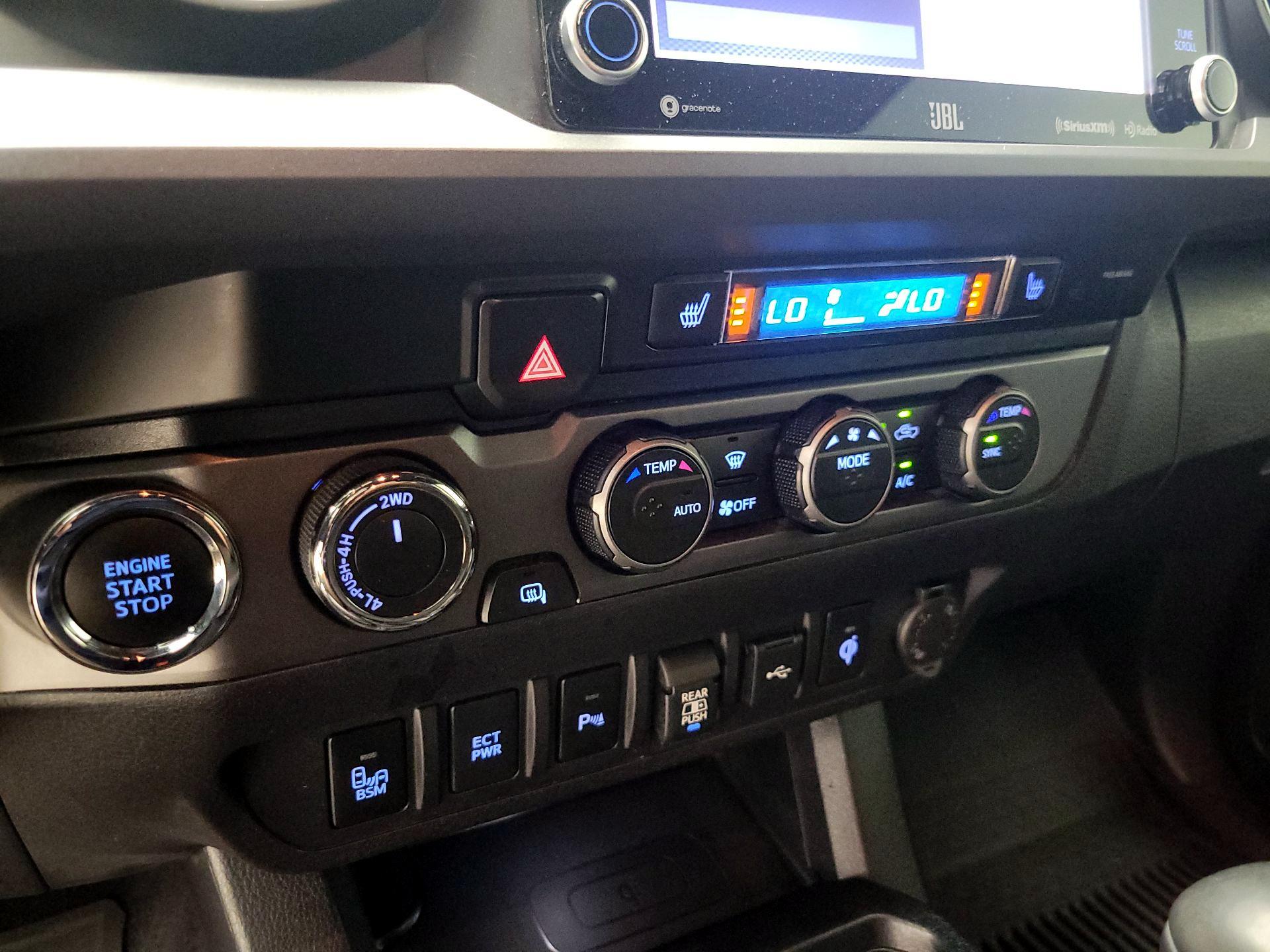 Thumbnail: 2020 Toyota Tacoma - 17