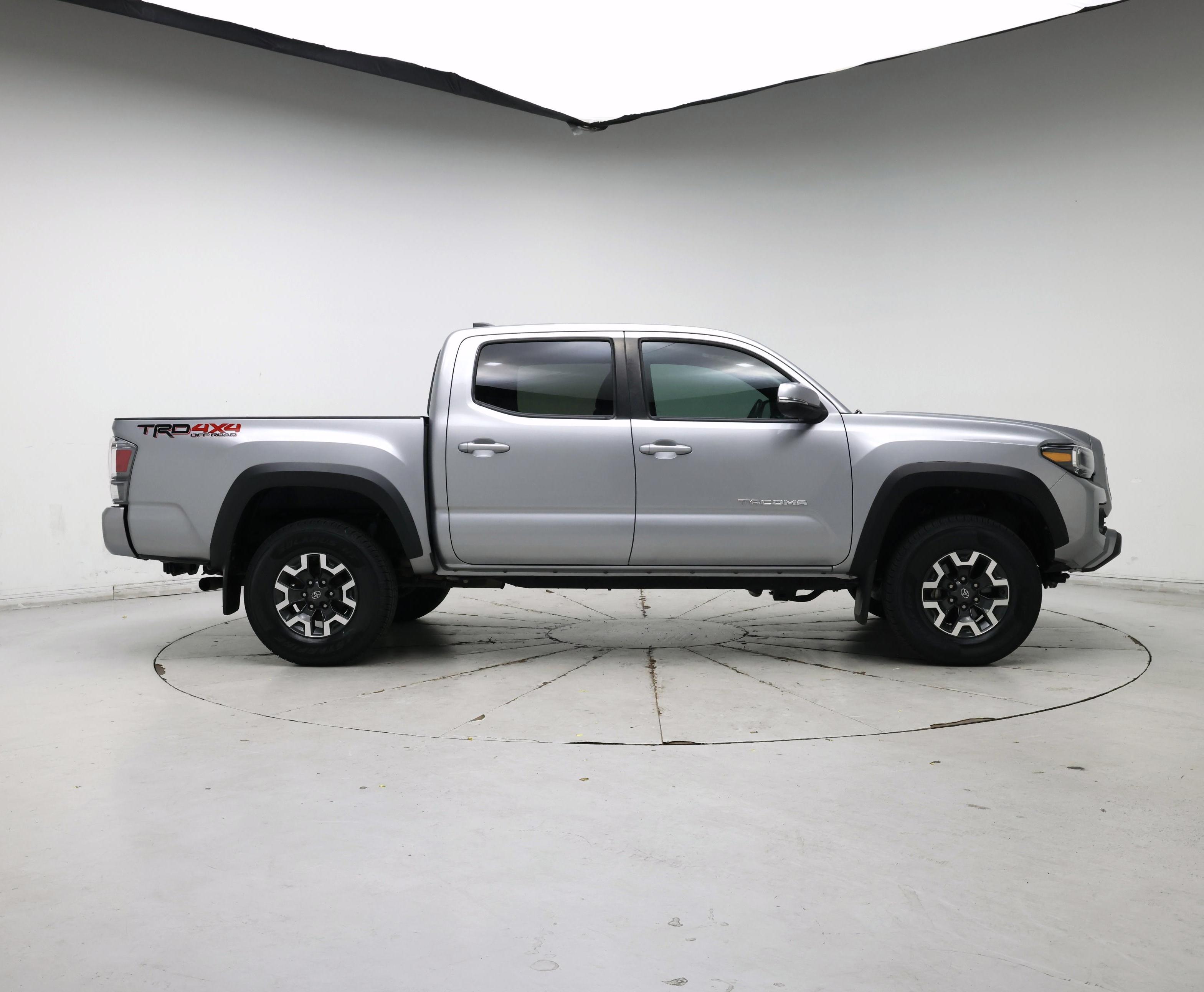 Thumbnail: 2020 Toyota Tacoma - 7