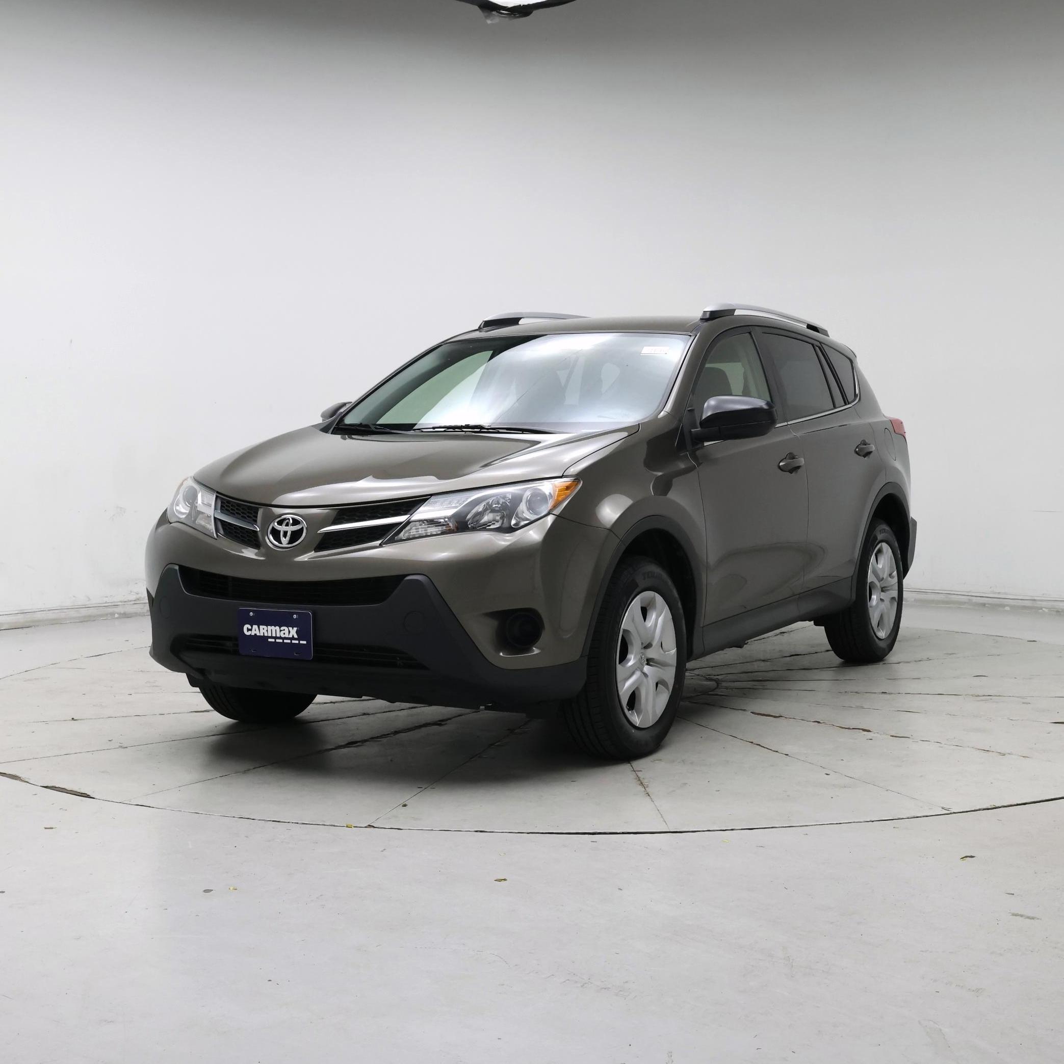 Thumbnail: 2015 Toyota RAV4 - 4