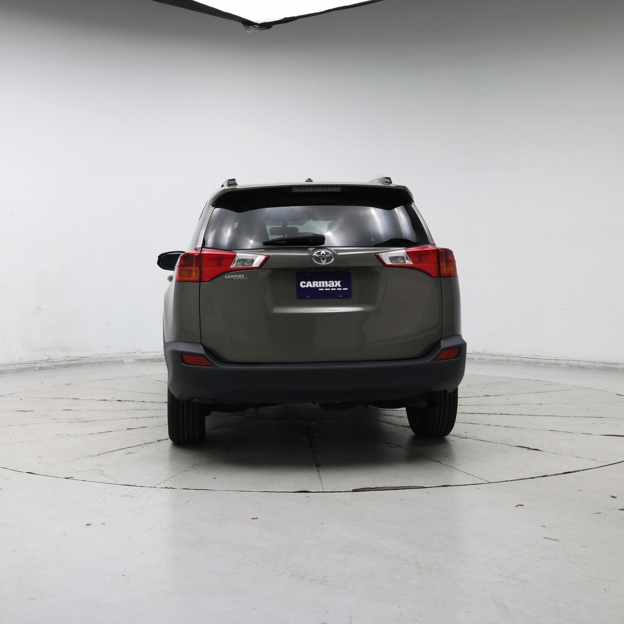 Thumbnail: 2015 Toyota RAV4 - 6