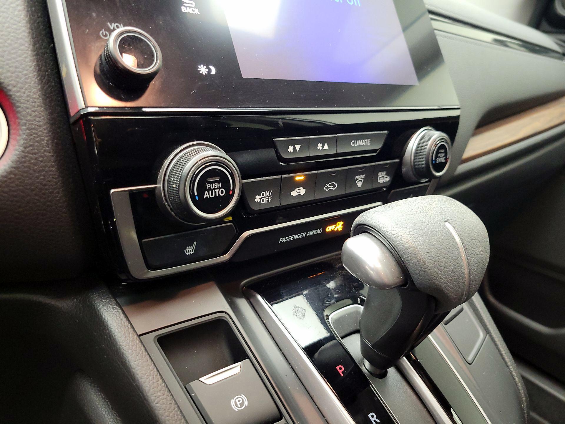 Thumbnail: 2019 Honda CR-V - 16