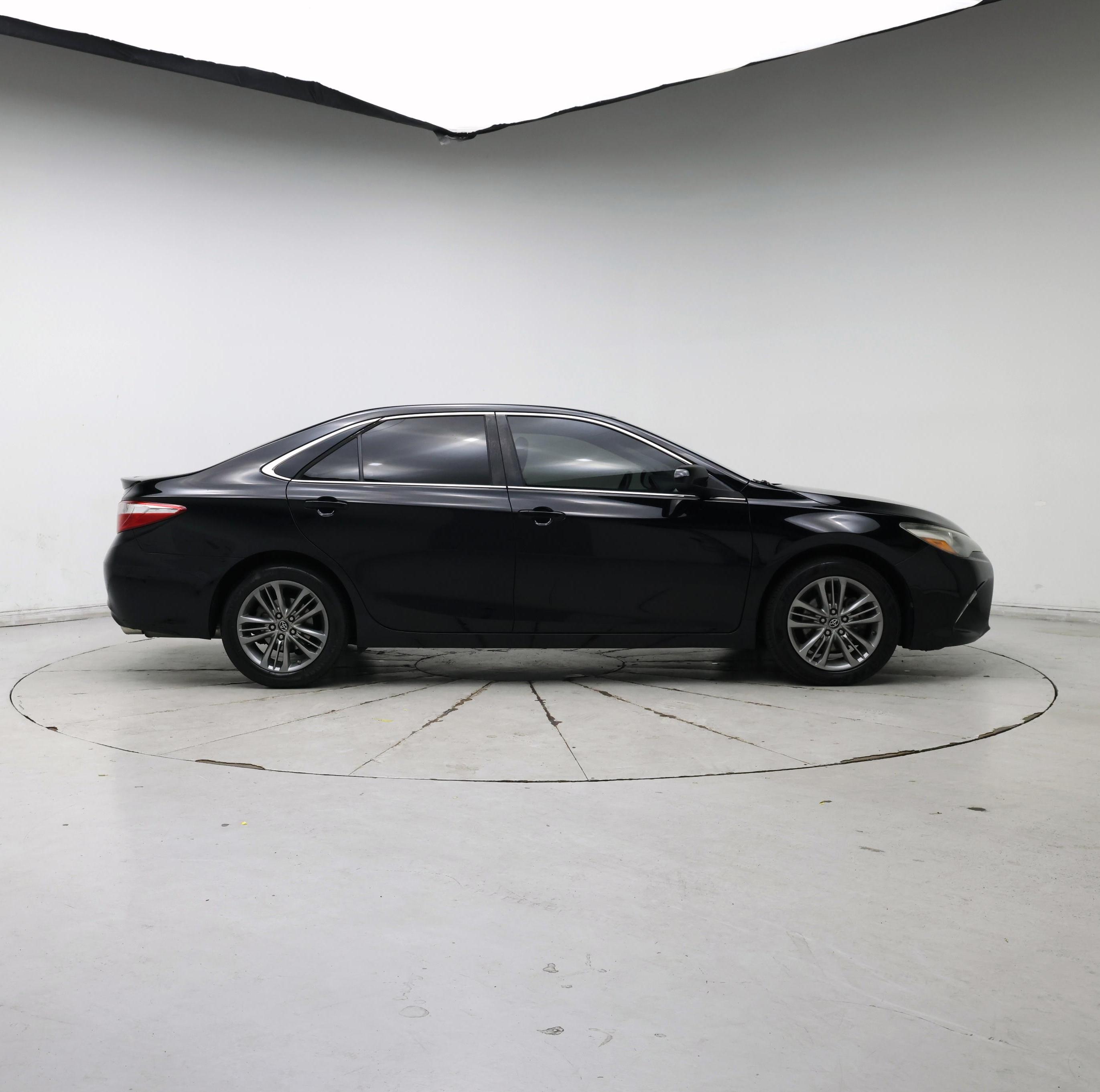 Thumbnail: 2016 Toyota Camry - 7