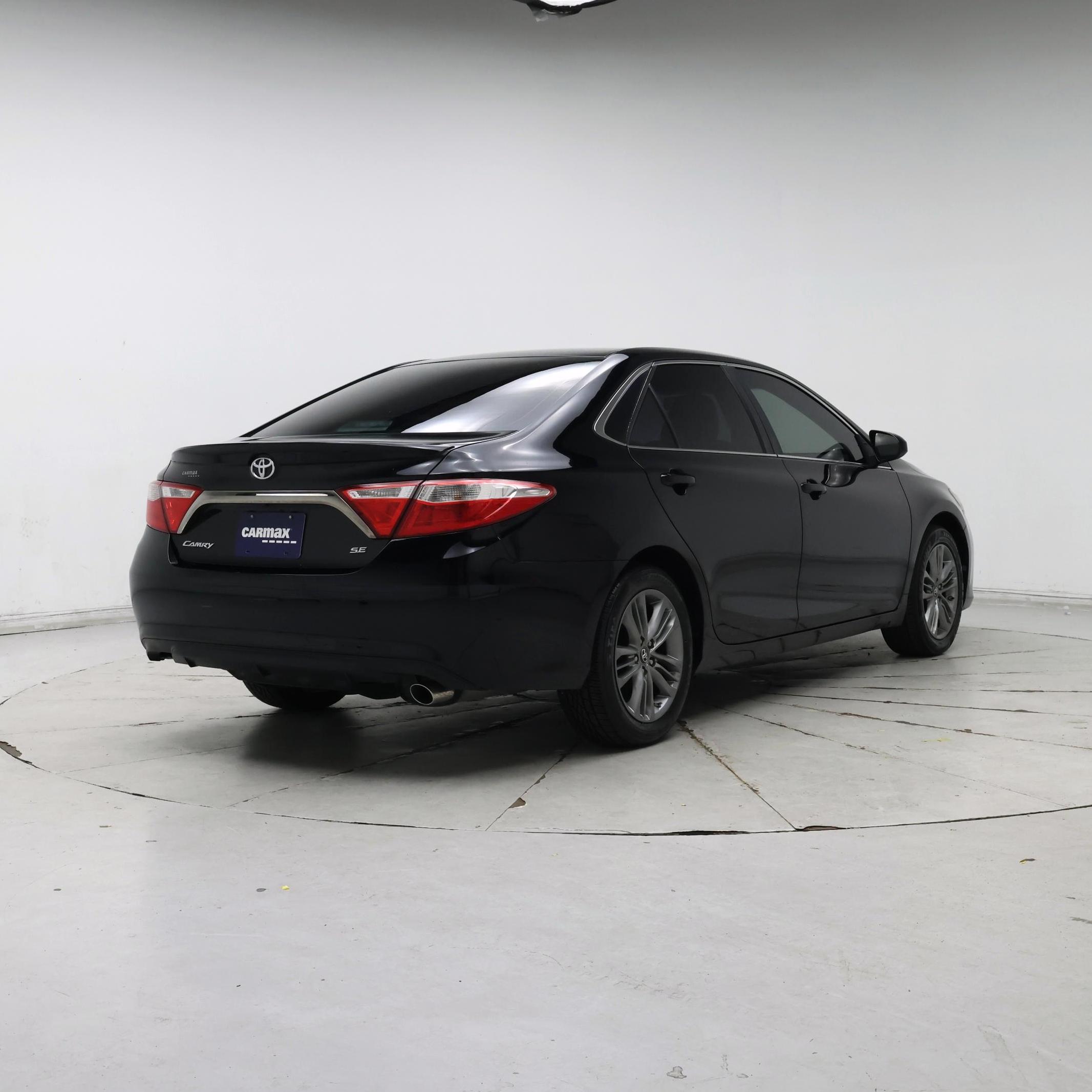 Thumbnail: 2016 Toyota Camry - 8