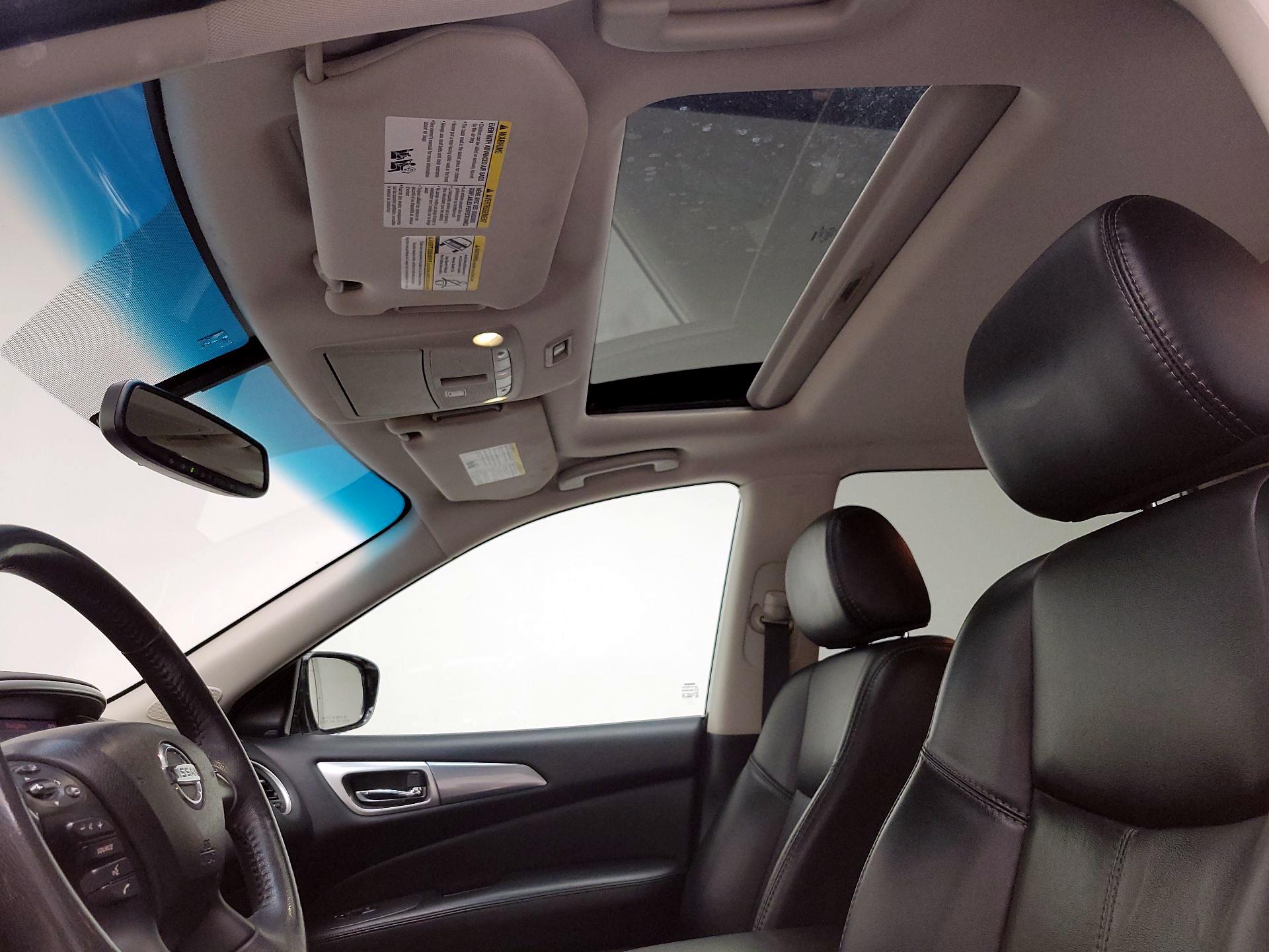 Thumbnail: 2017 Nissan Pathfinder - 20