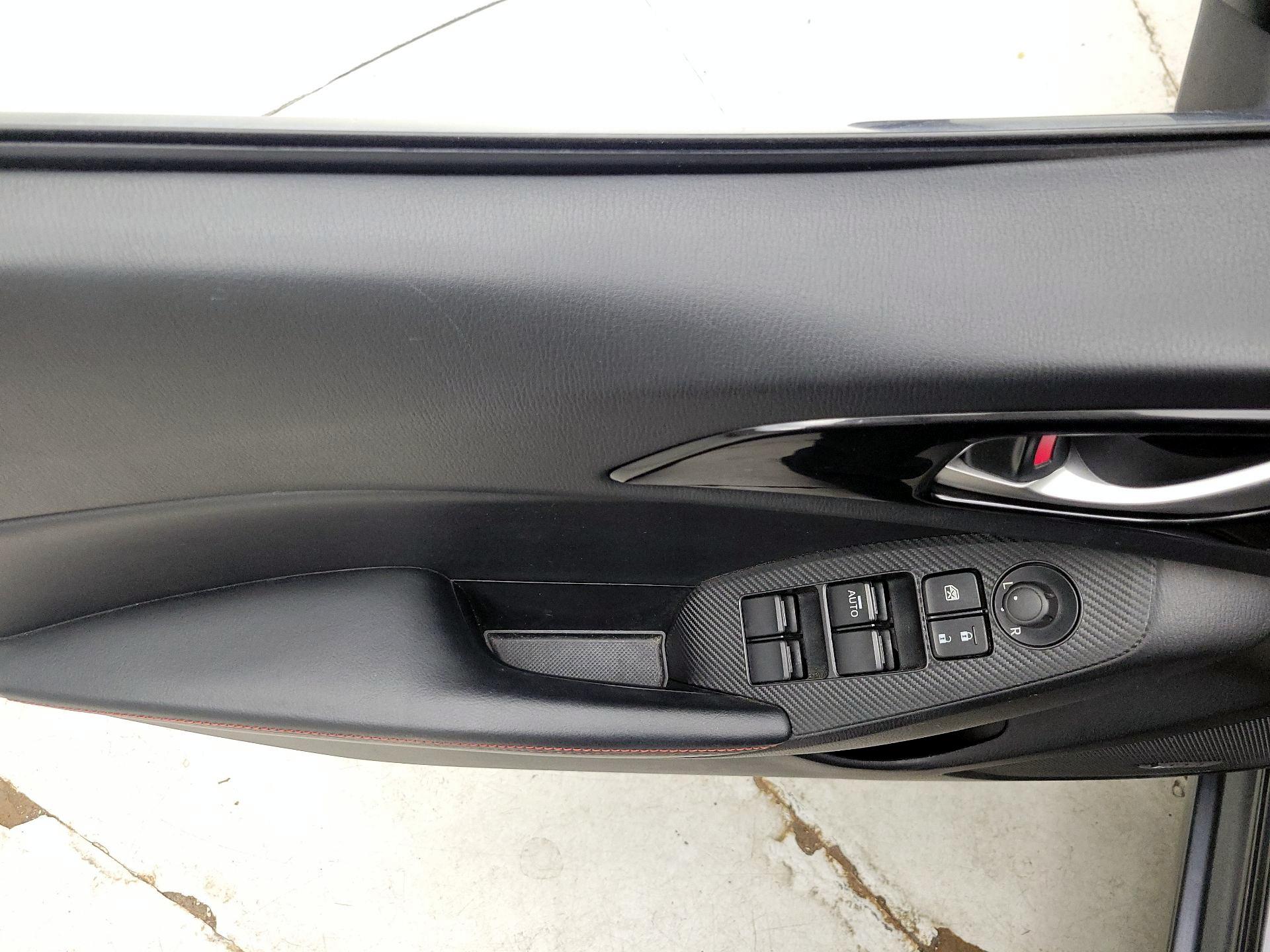 Thumbnail: 2014 Mazda Mazda3 - 12