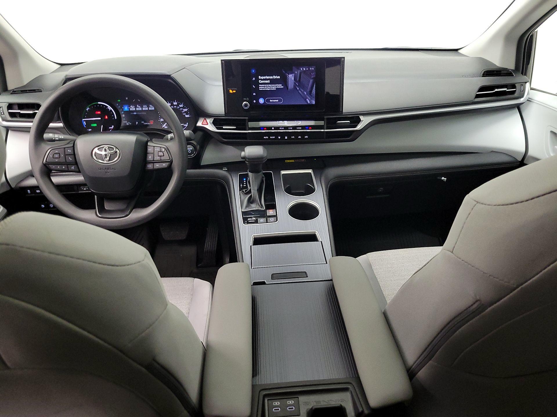 Thumbnail: 2025 Toyota Sienna - 9
