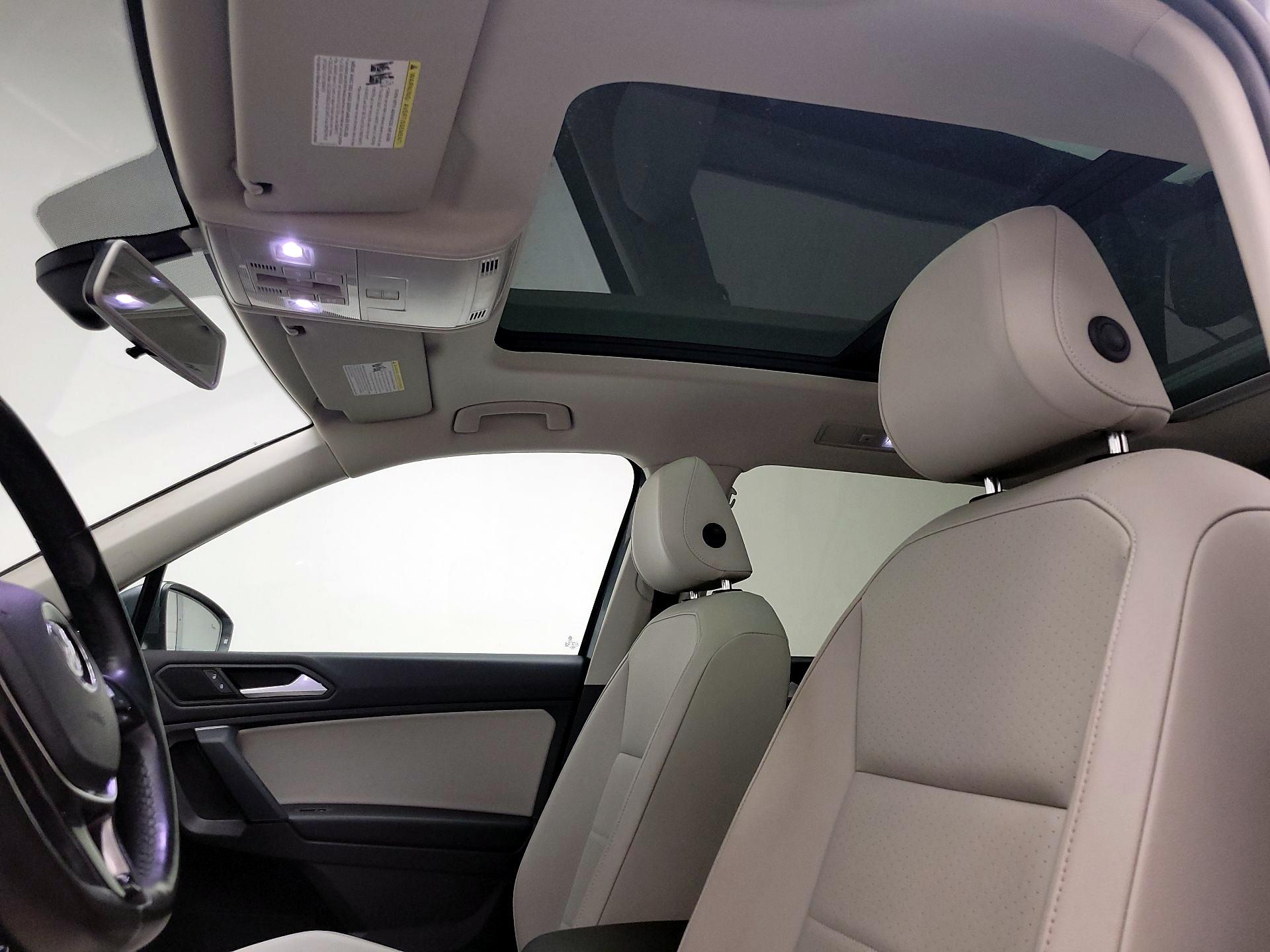Thumbnail: 2019 Volkswagen Tiguan - 19