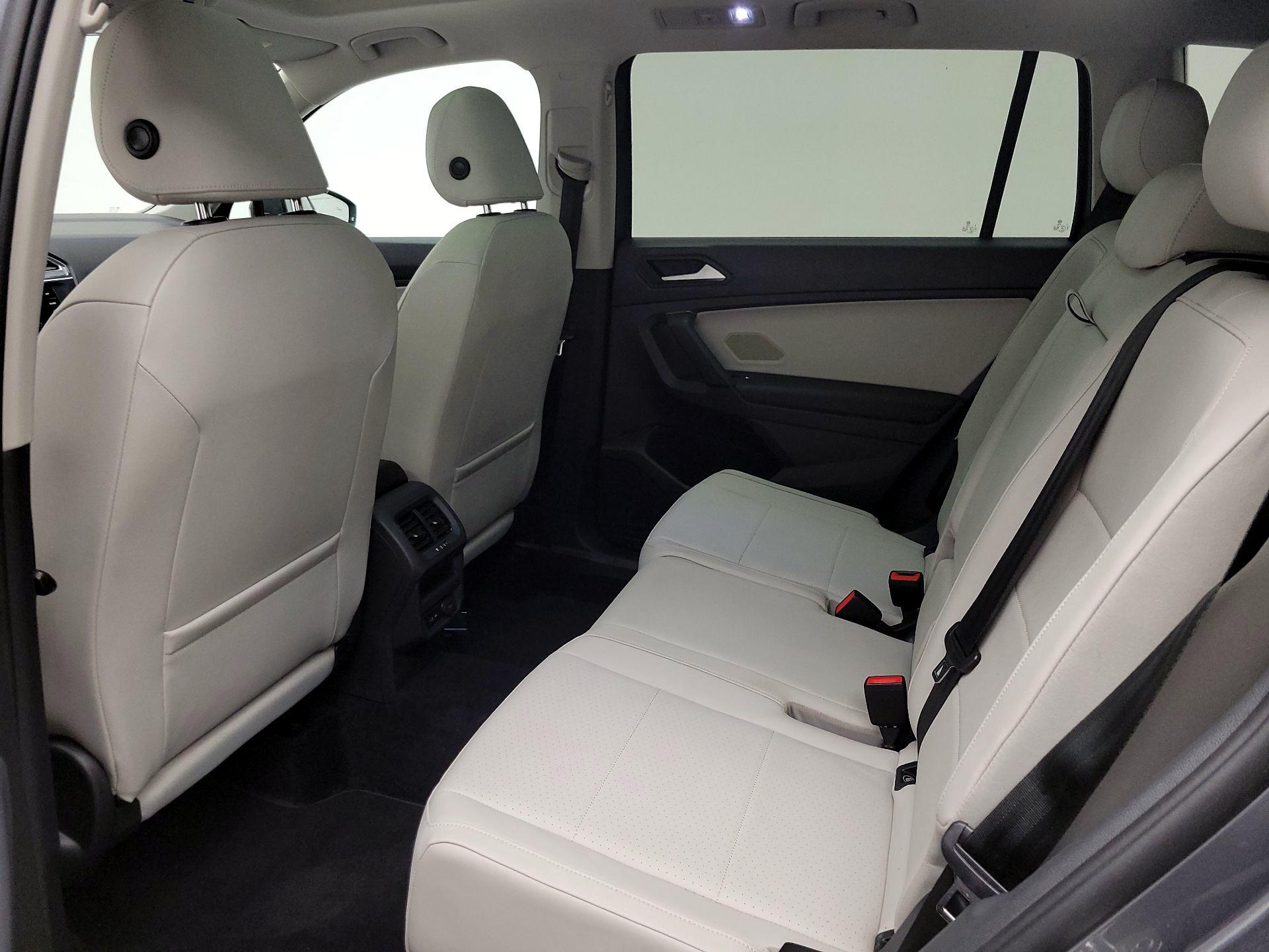 Thumbnail: 2019 Volkswagen Tiguan - 20