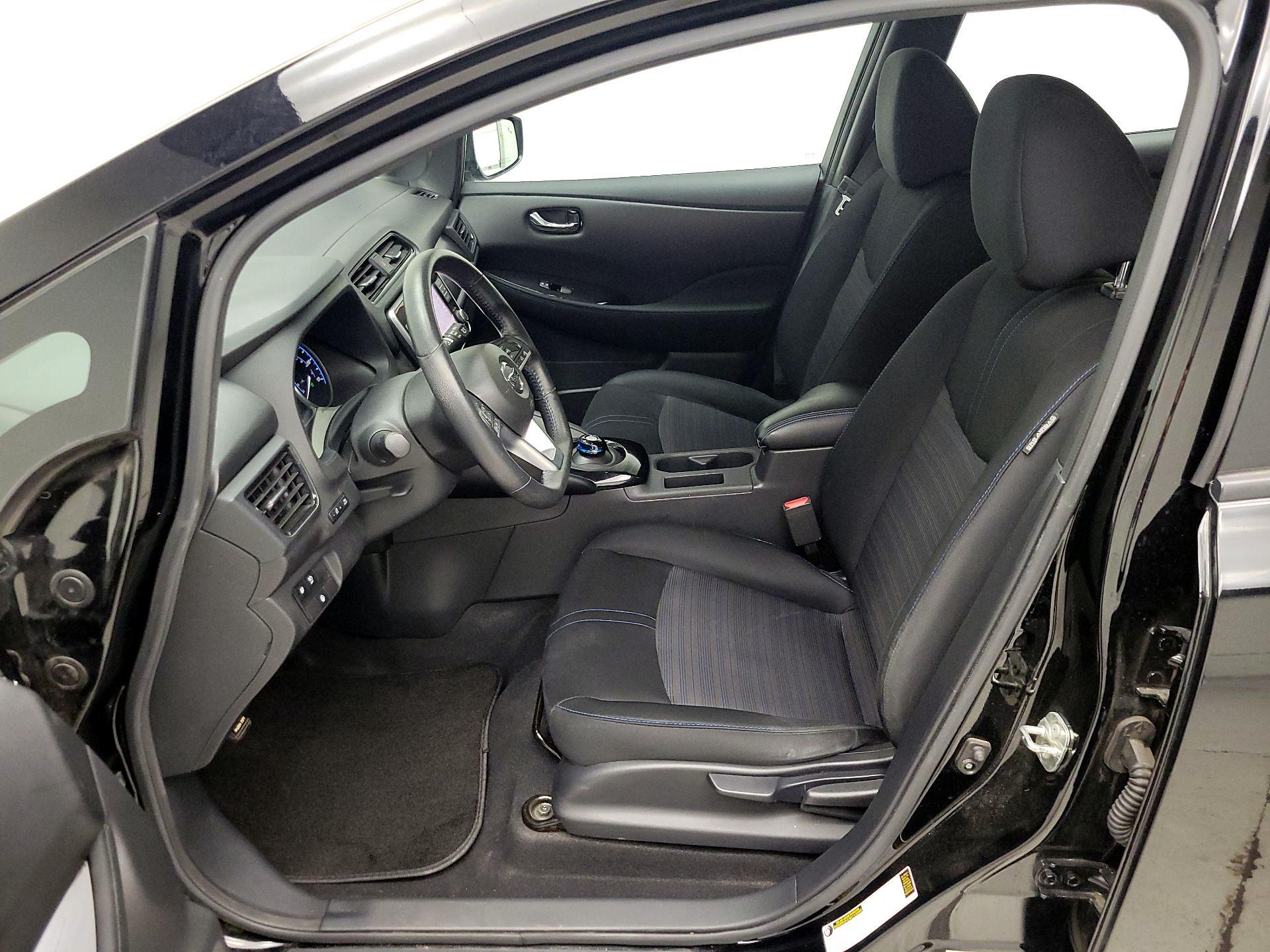 Thumbnail: 2020 Nissan Leaf - 11