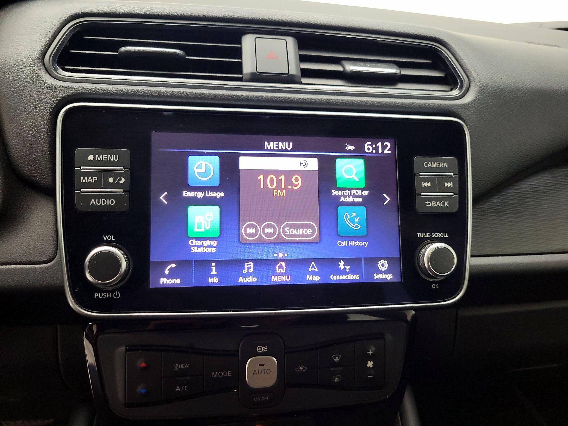 Thumbnail: 2020 Nissan Leaf - 16