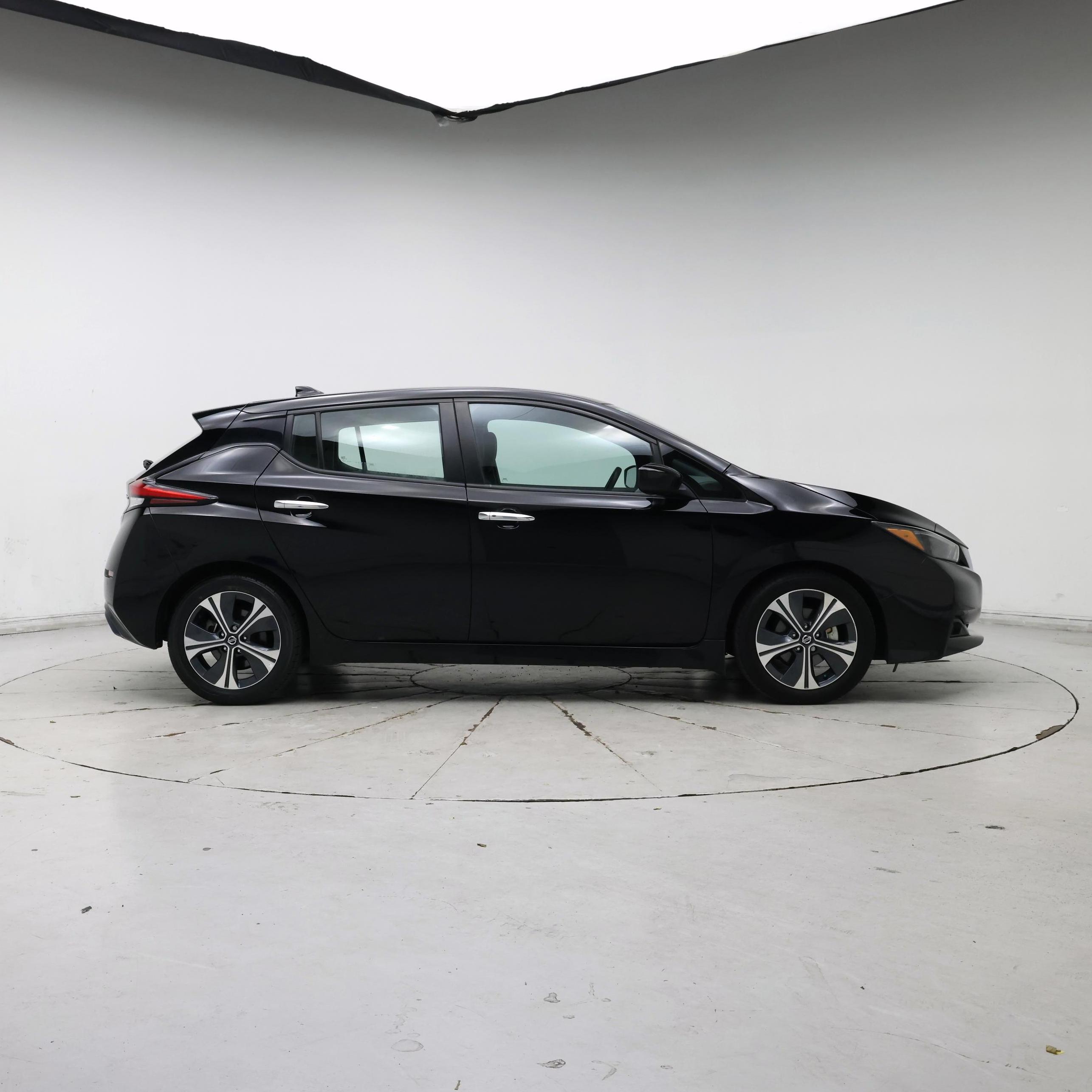Thumbnail: 2020 Nissan Leaf - 7