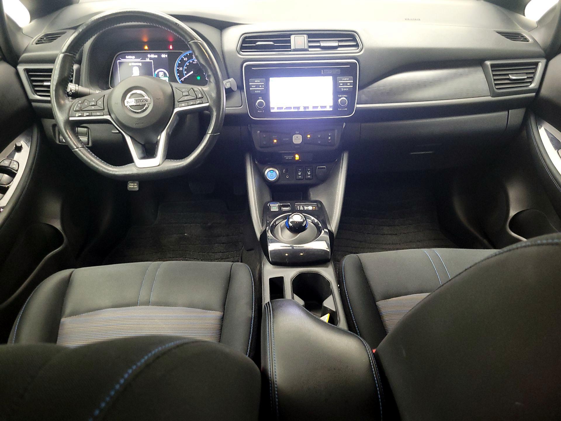 Thumbnail: 2018 Nissan Leaf - 9