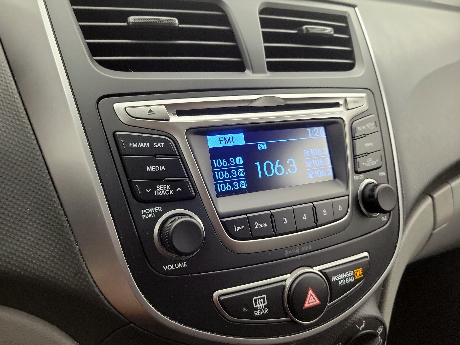 Thumbnail: 2016 Hyundai Accent - 12