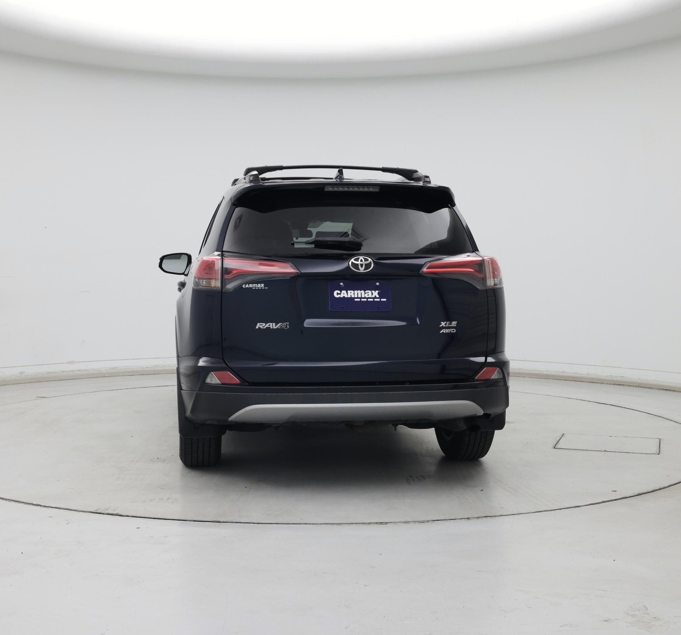 Thumbnail: 2018 Toyota RAV4 - 6
