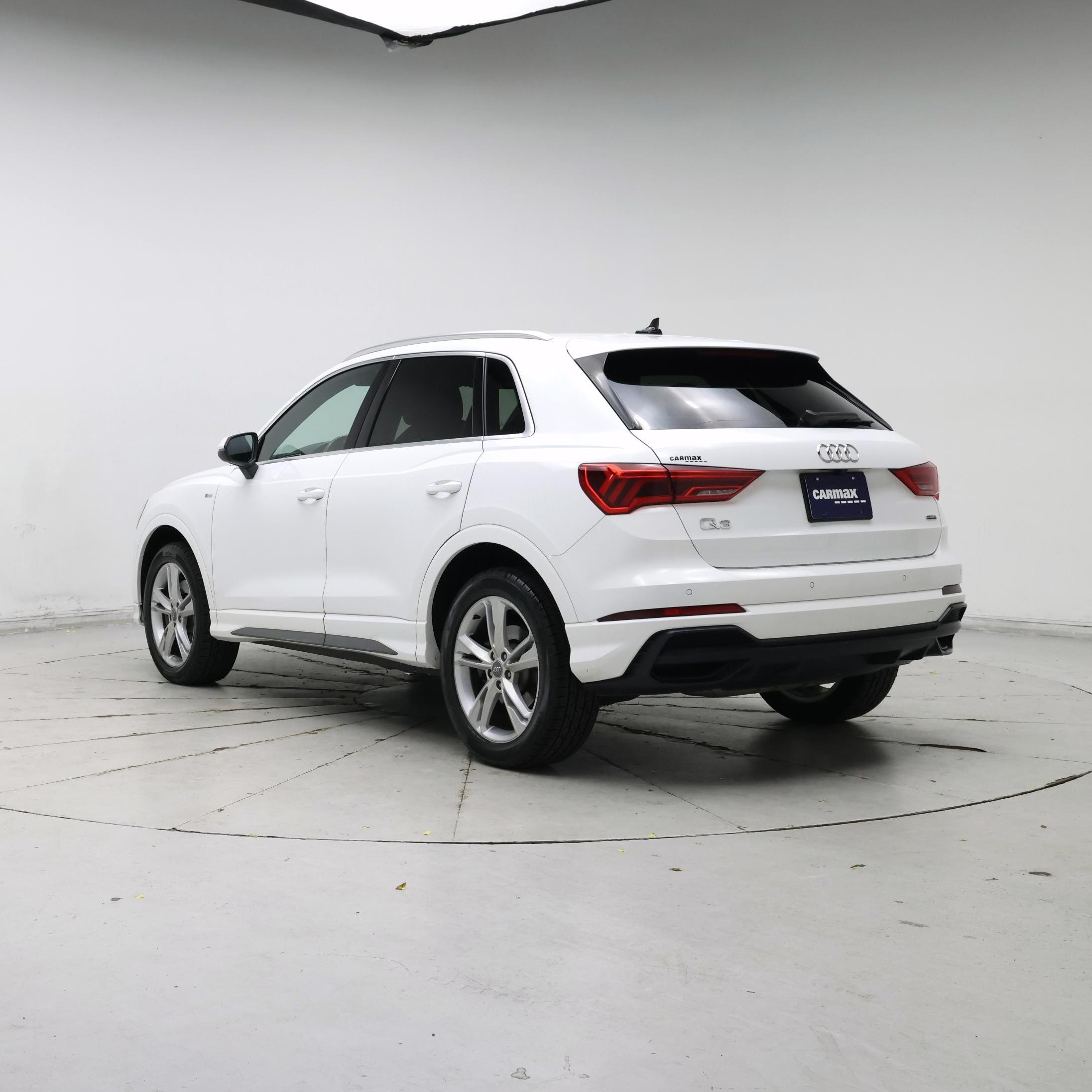 Thumbnail: 2020 Audi Q3 - 2