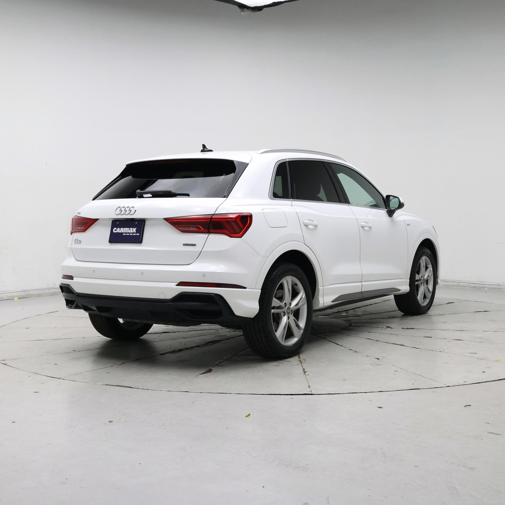 Thumbnail: 2020 Audi Q3 - 8