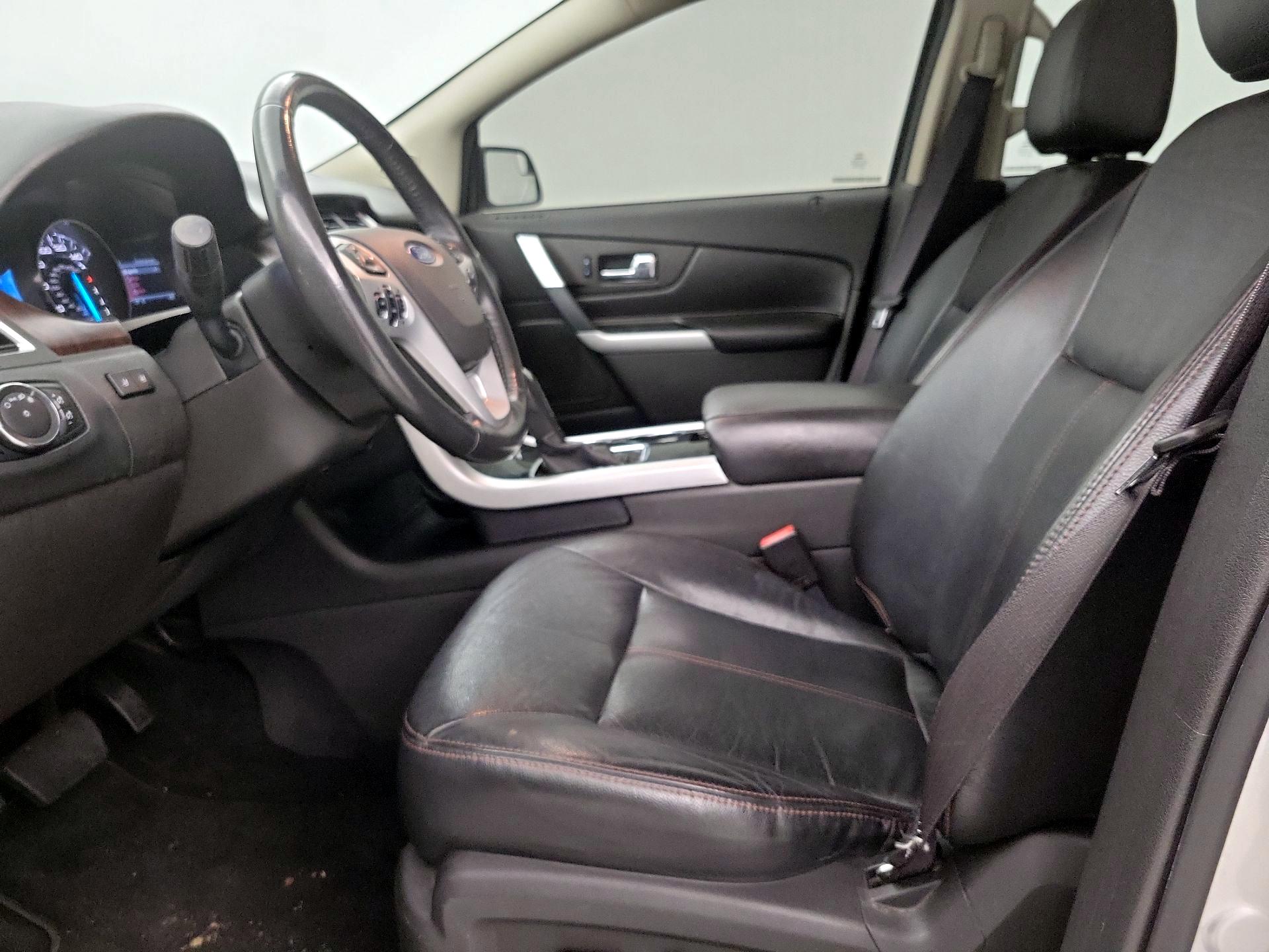 Thumbnail: 2013 Ford Edge - 11