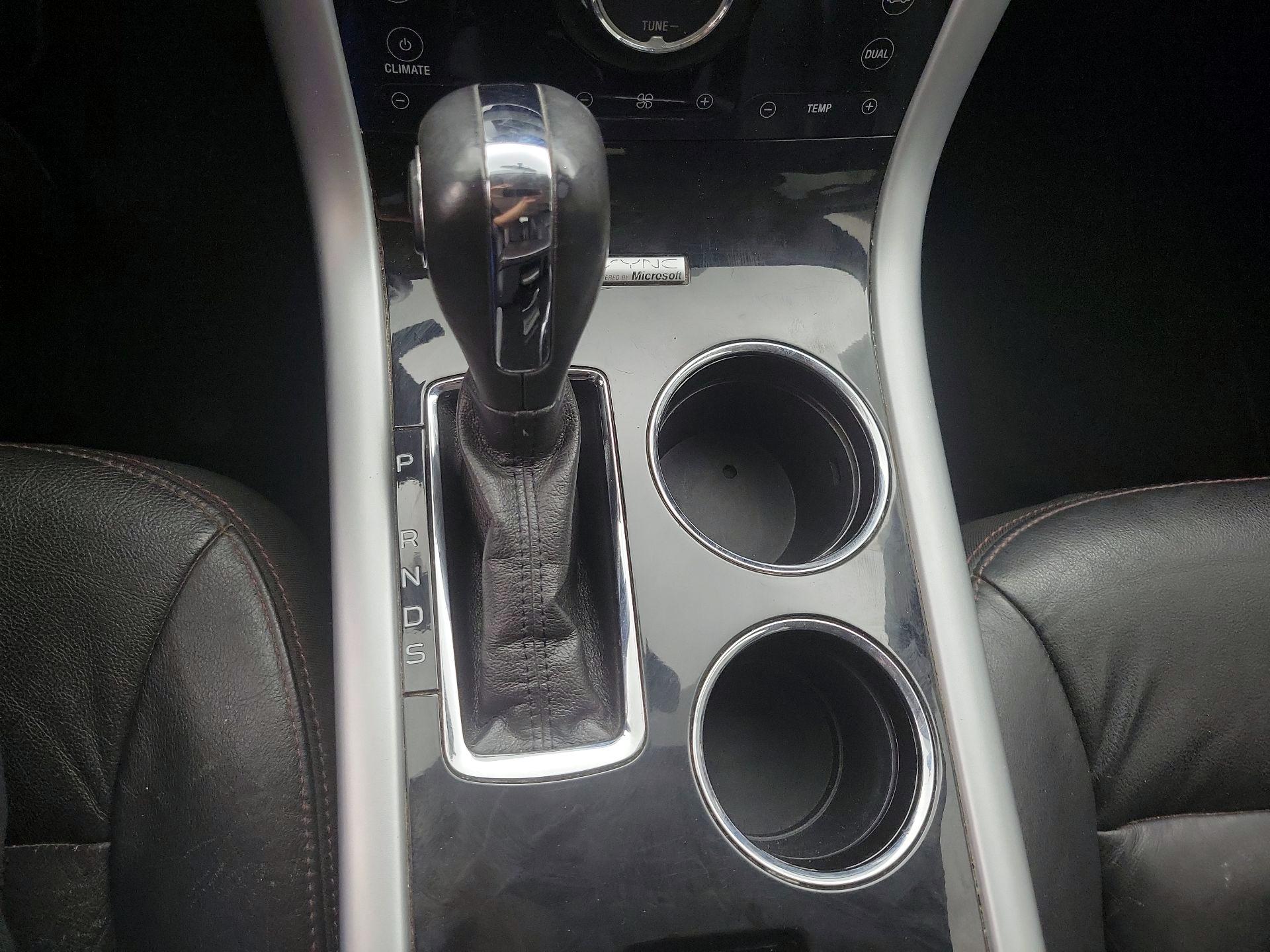 Thumbnail: 2013 Ford Edge - 17