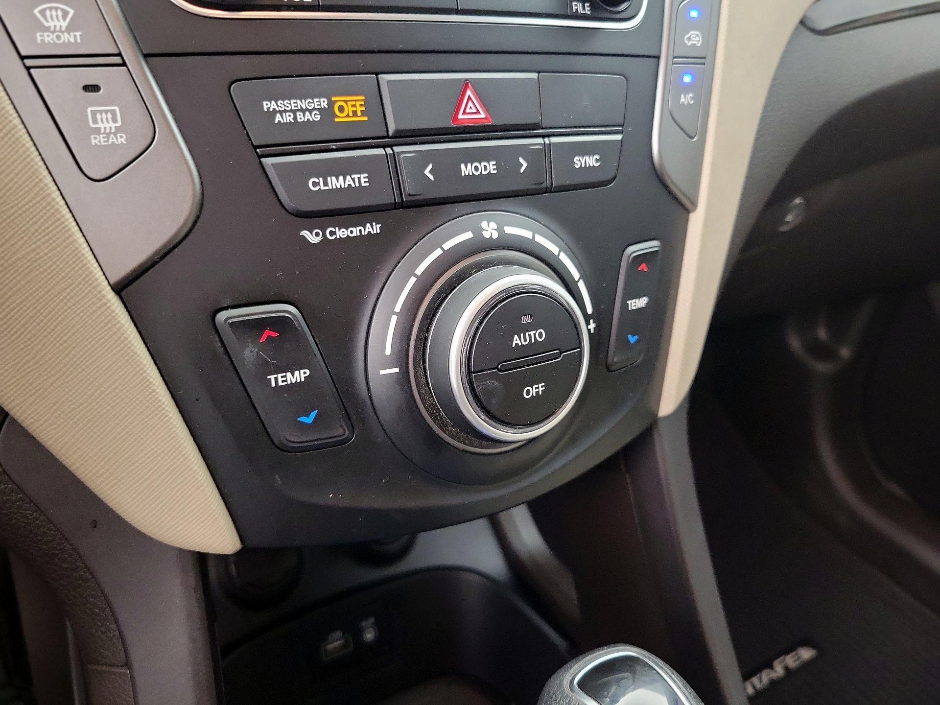 Thumbnail: 2017 Hyundai Santa Fe - 16