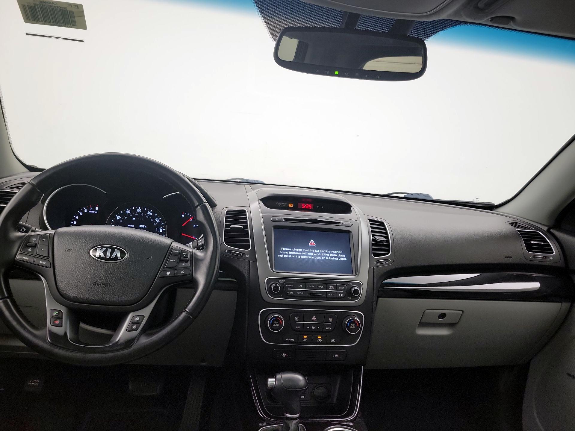 Thumbnail: 2014 Kia Sorento - 9