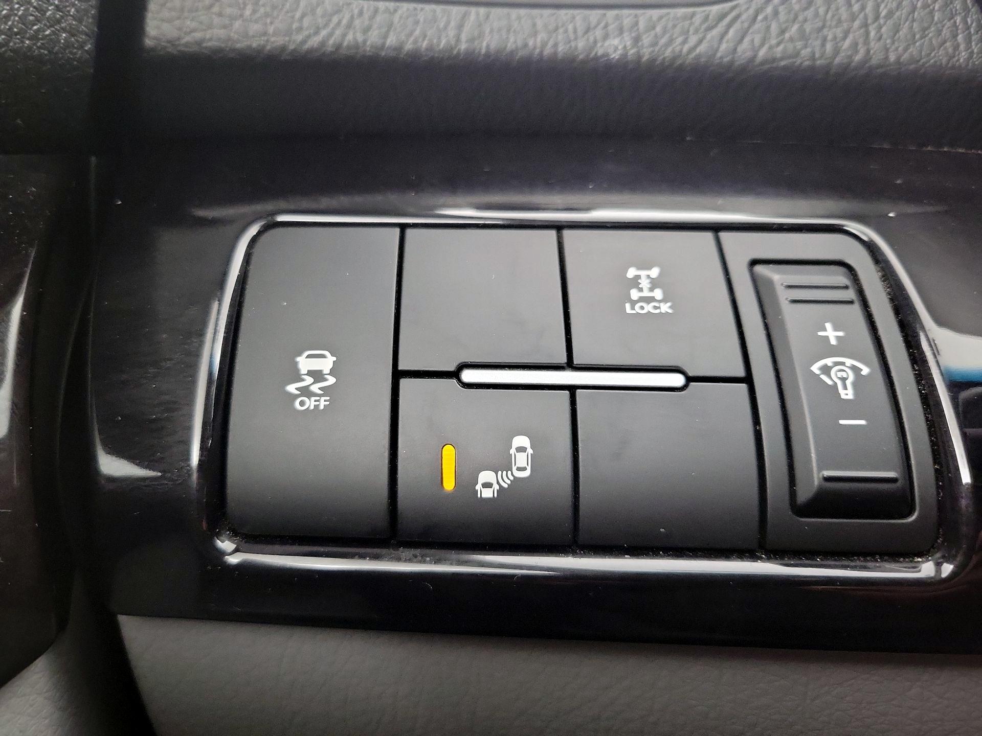 Thumbnail: 2014 Kia Sorento - 13