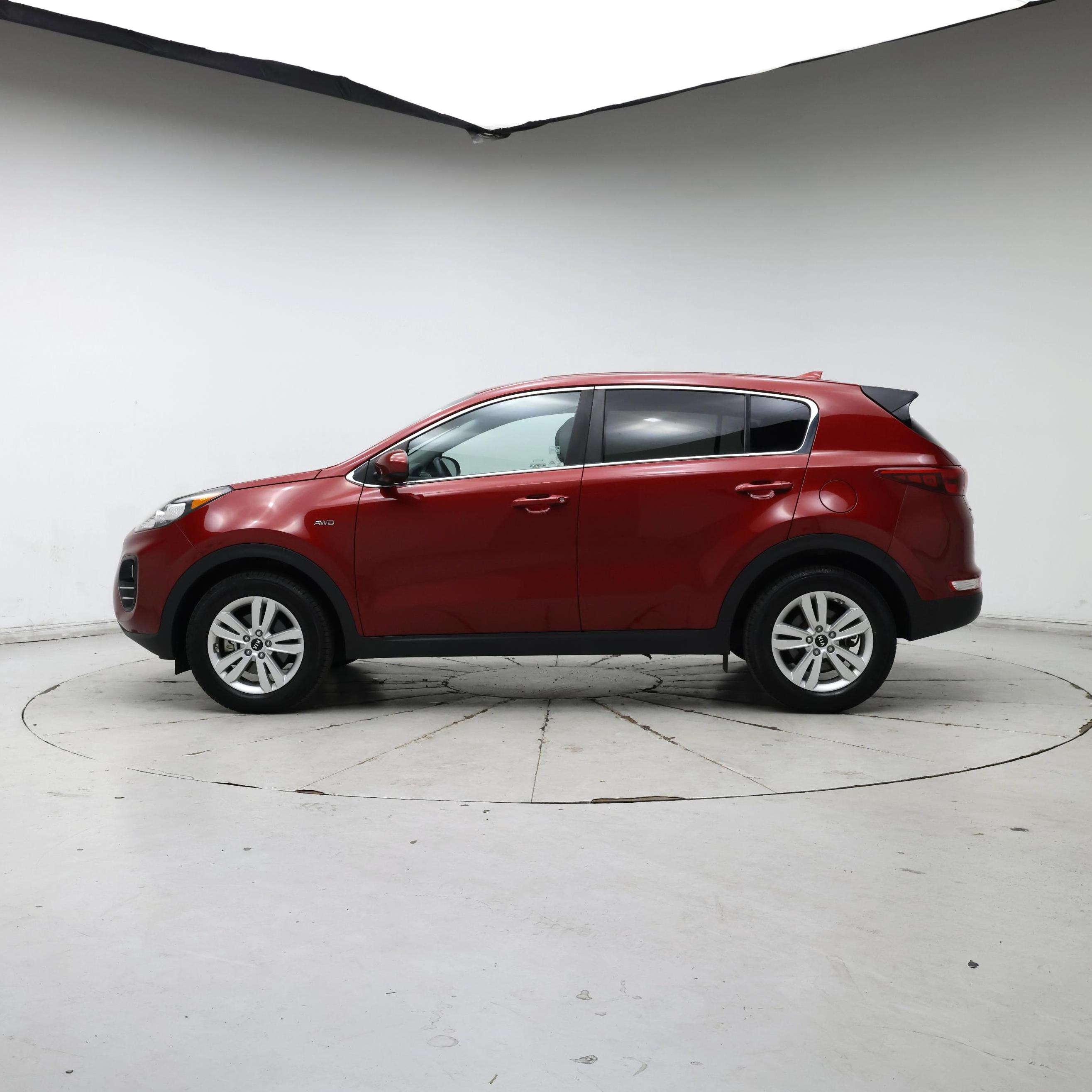 Thumbnail: 2019 Kia Sportage - 3