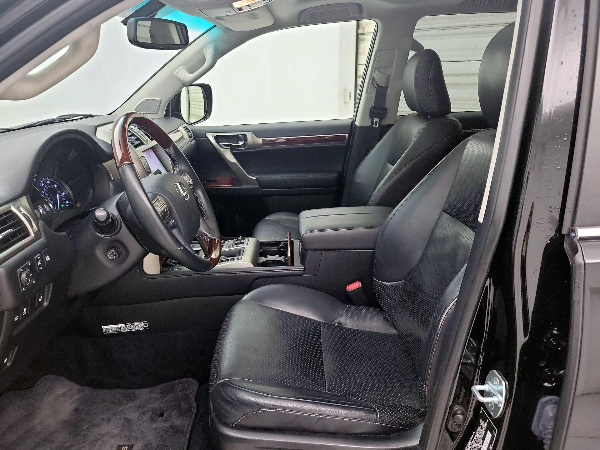 Thumbnail: 2013 Lexus GX - 11