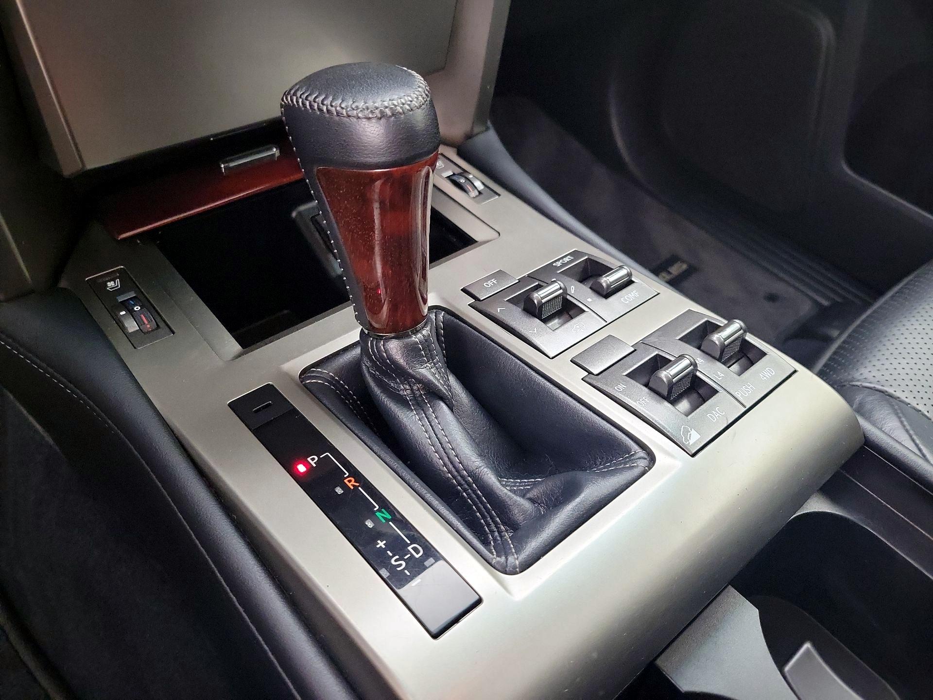 Thumbnail: 2013 Lexus GX - 18