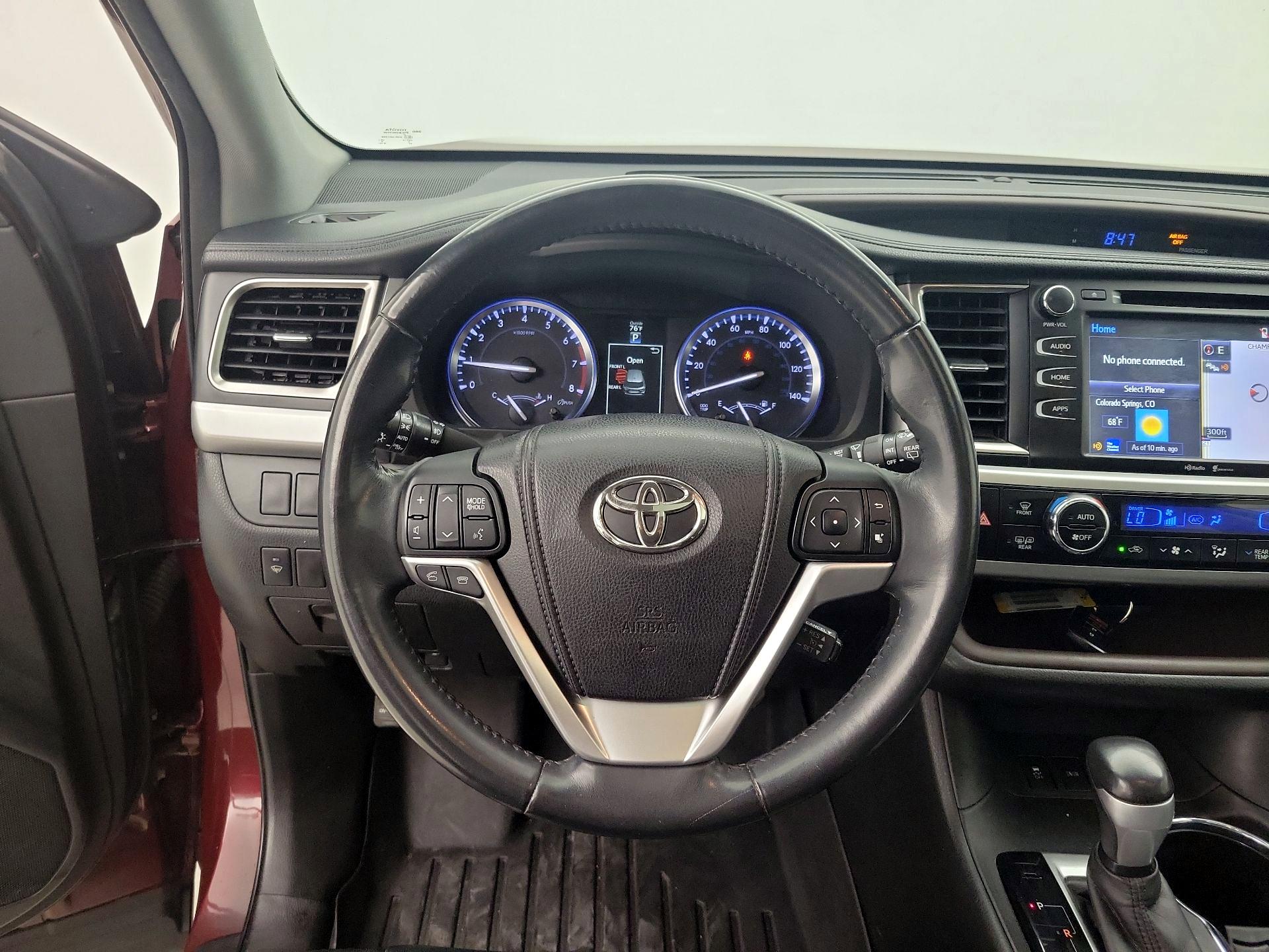 Thumbnail: 2014 Toyota Highlander - 10
