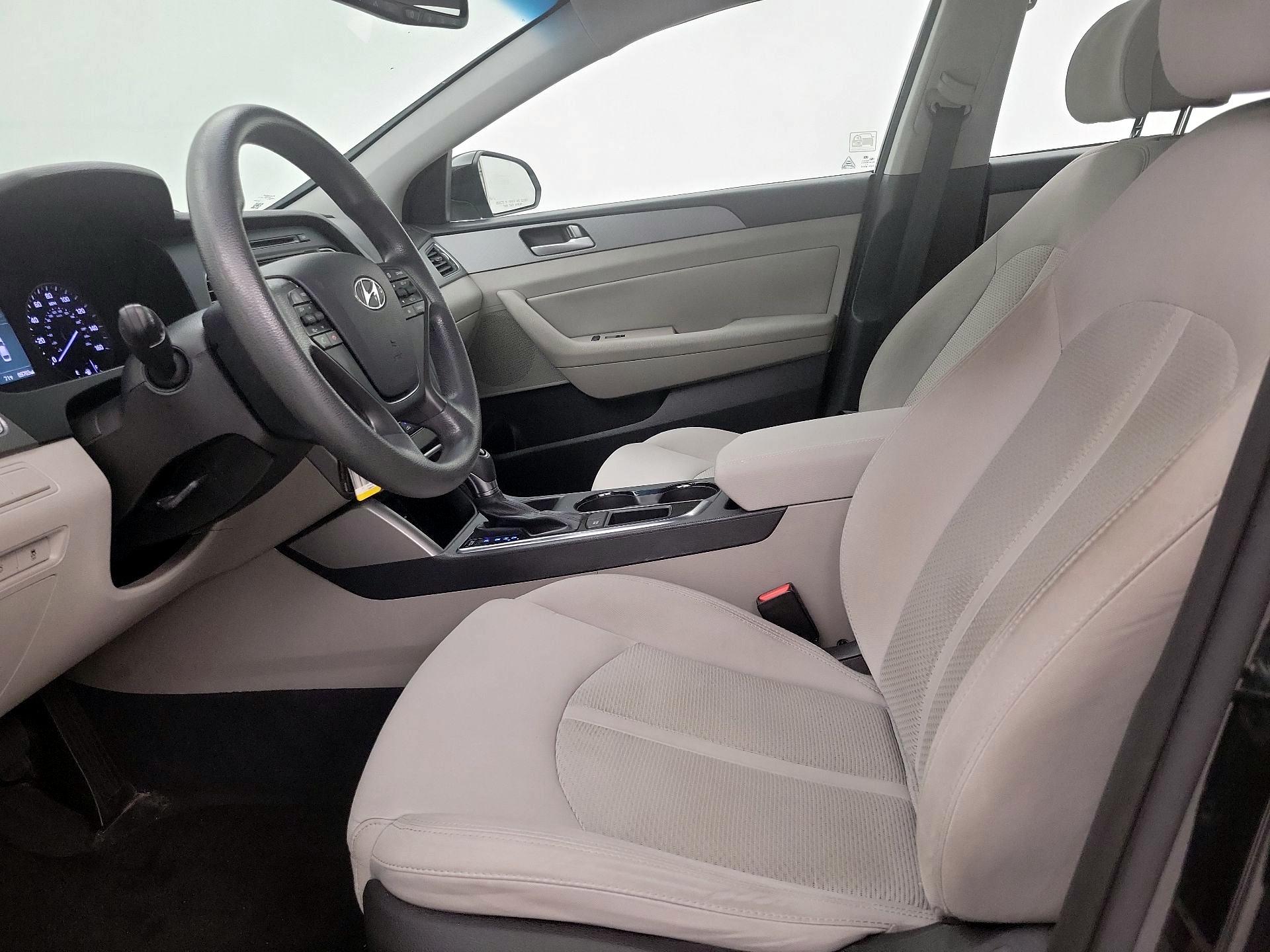 Thumbnail: 2015 Hyundai Sonata - 11