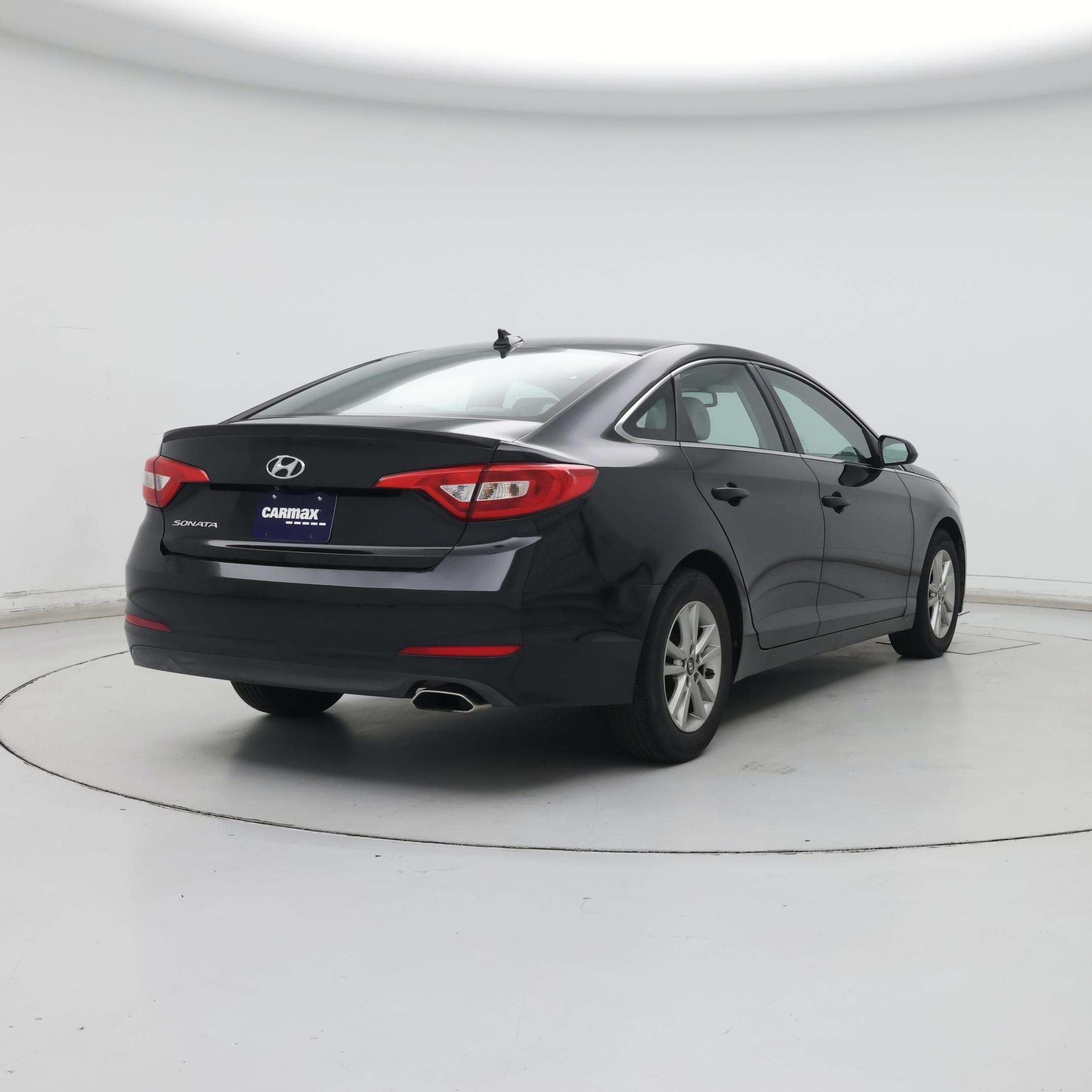 Thumbnail: 2015 Hyundai Sonata - 8