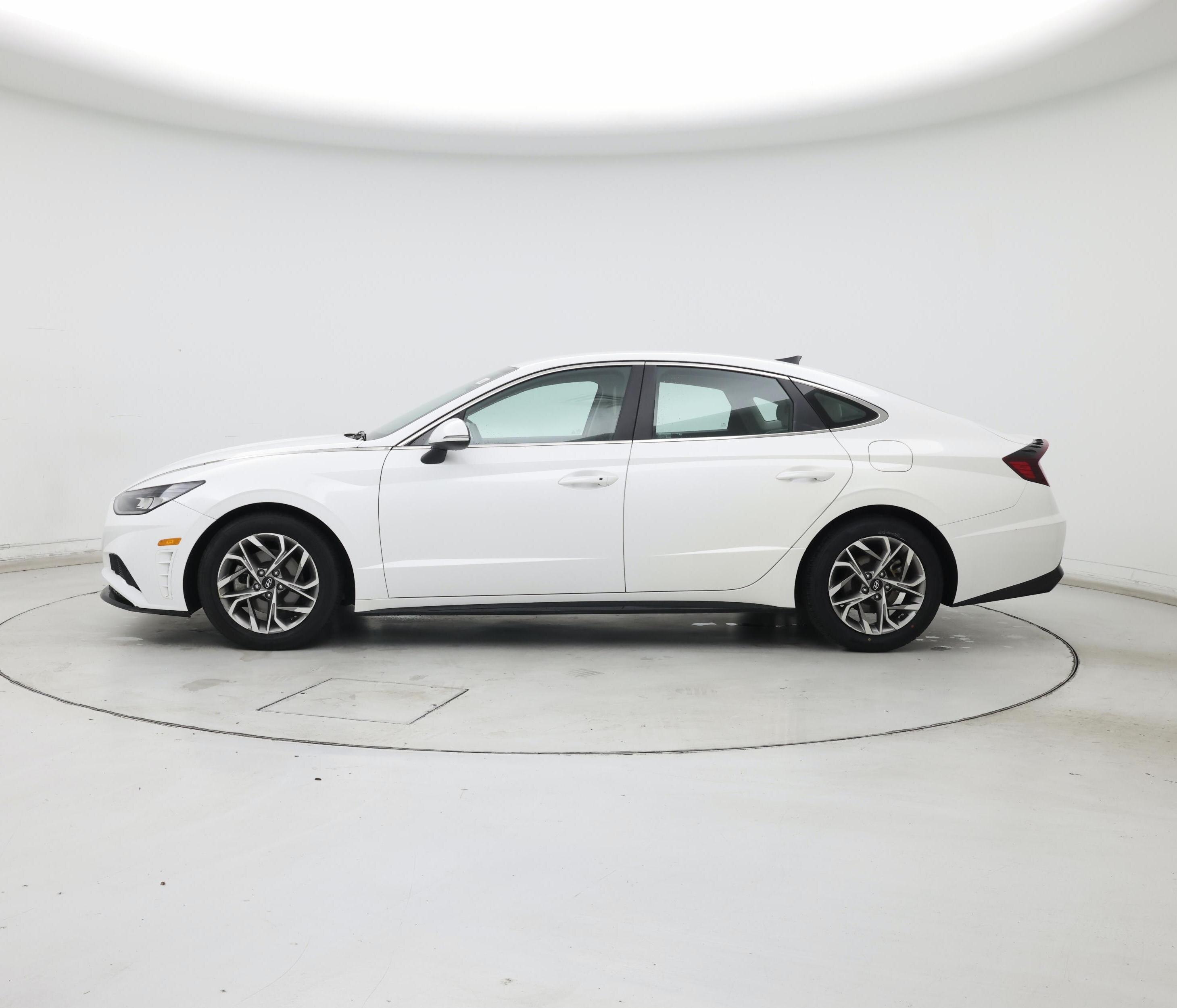Thumbnail: 2021 Hyundai Sonata - 3