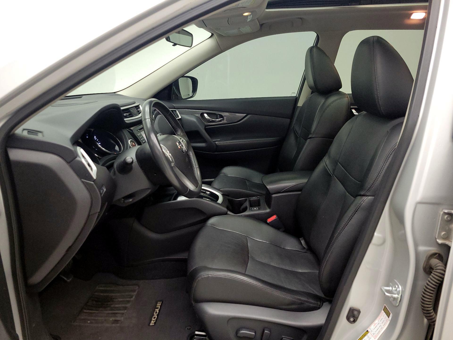 Thumbnail: 2015 Nissan Rogue - 11