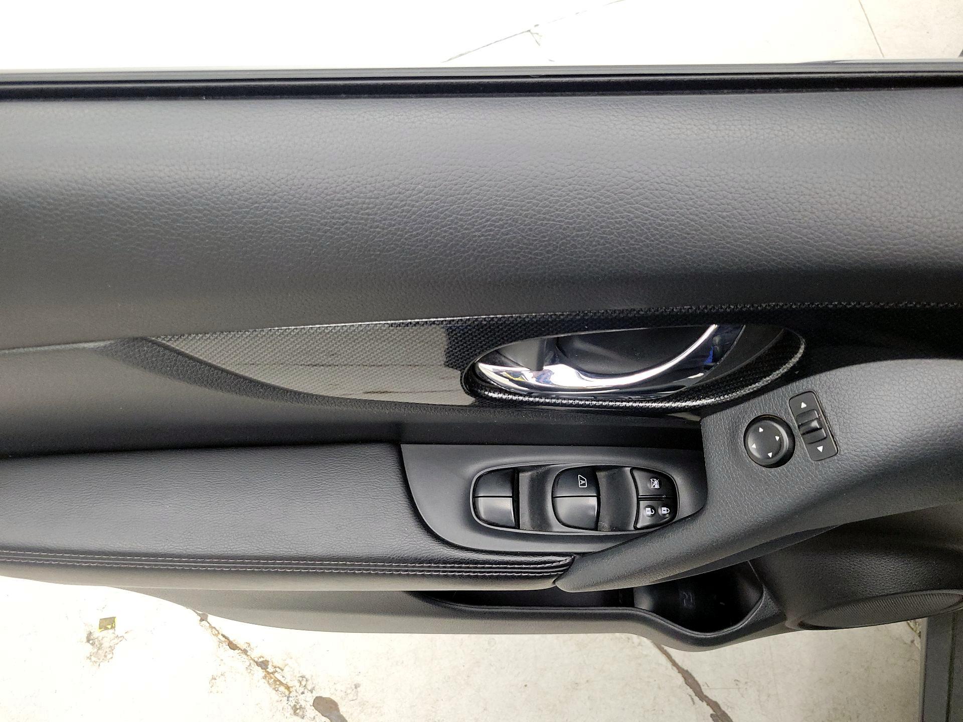 Thumbnail: 2015 Nissan Rogue - 12