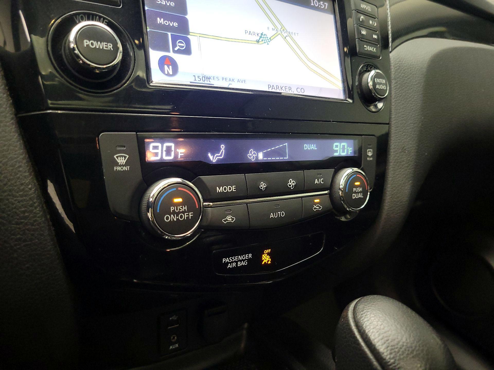 Thumbnail: 2015 Nissan Rogue - 17