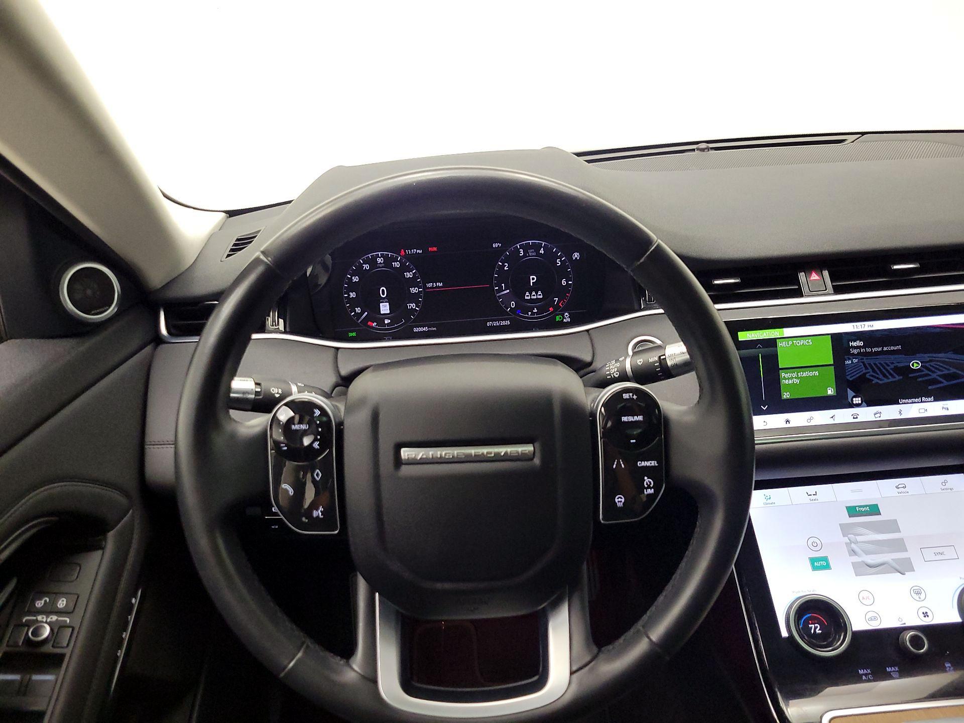 Thumbnail: 2020 Land Rover Range Rover Evoque - 10