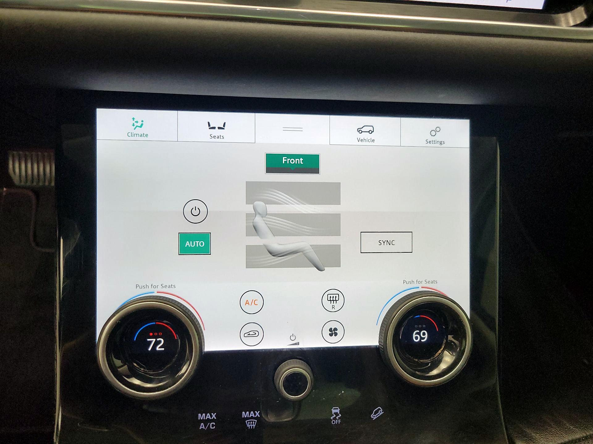 Thumbnail: 2020 Land Rover Range Rover Evoque - 17