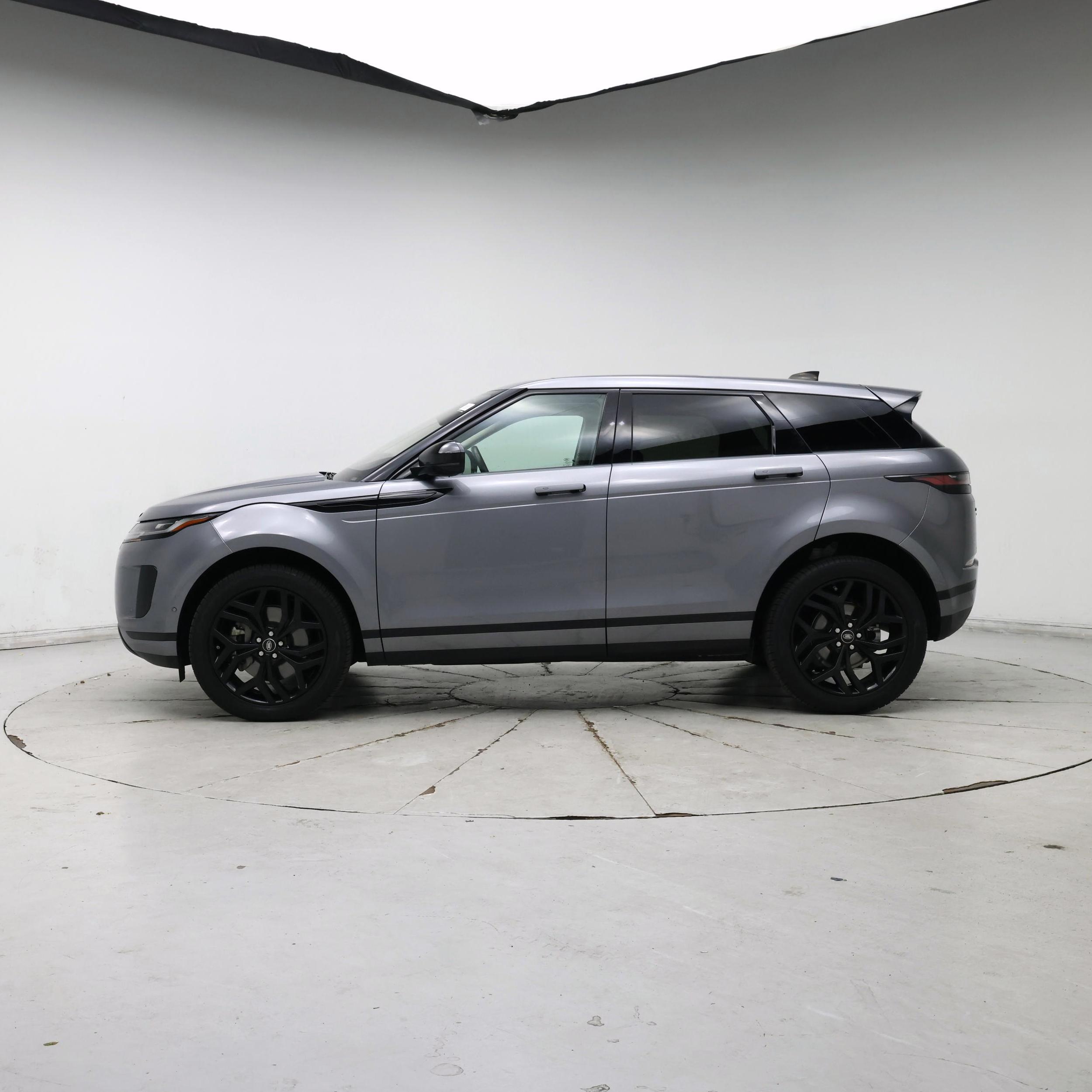 Thumbnail: 2020 Land Rover Range Rover Evoque - 3