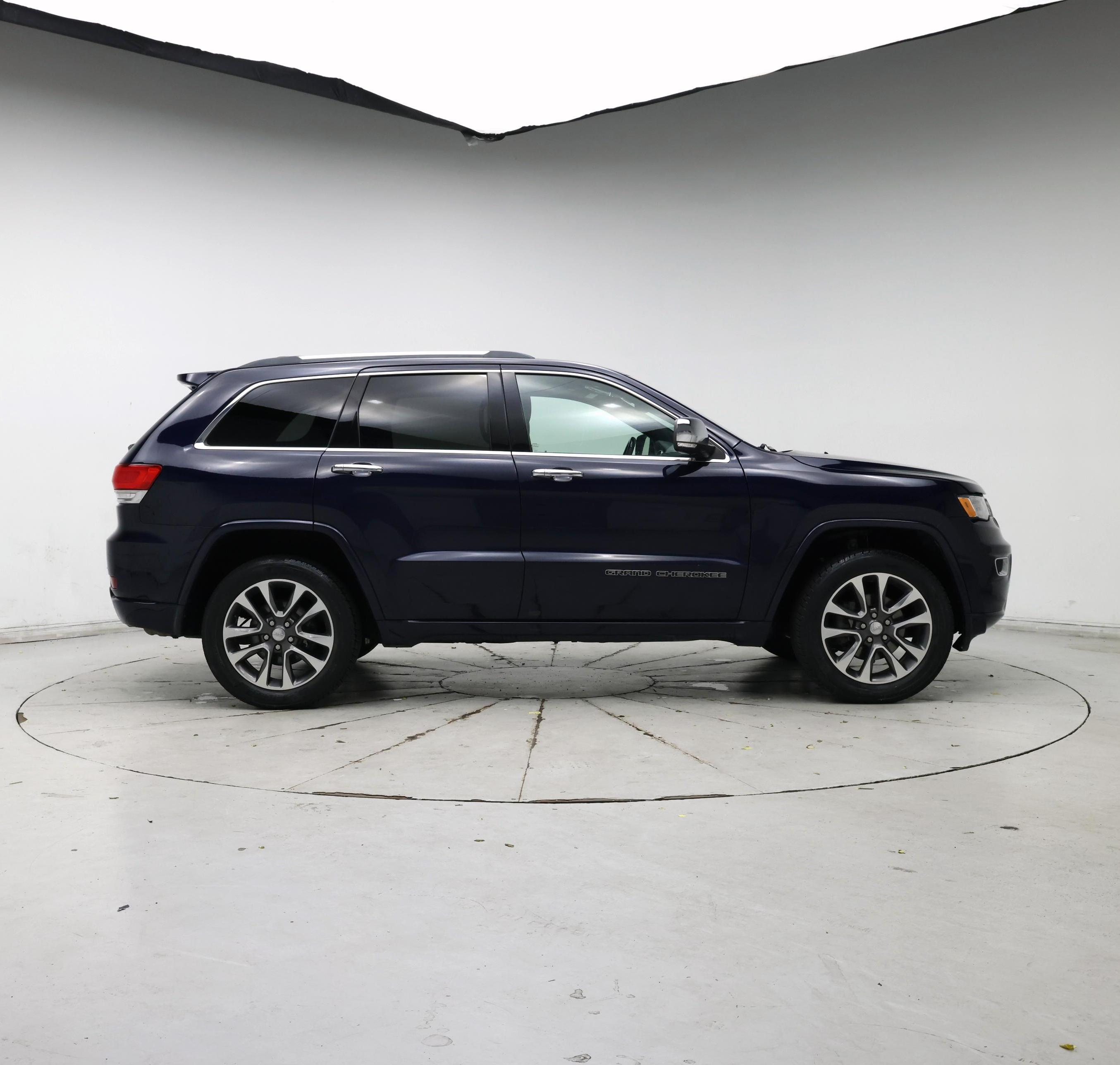 Thumbnail: 2018 Jeep Grand Cherokee - 7