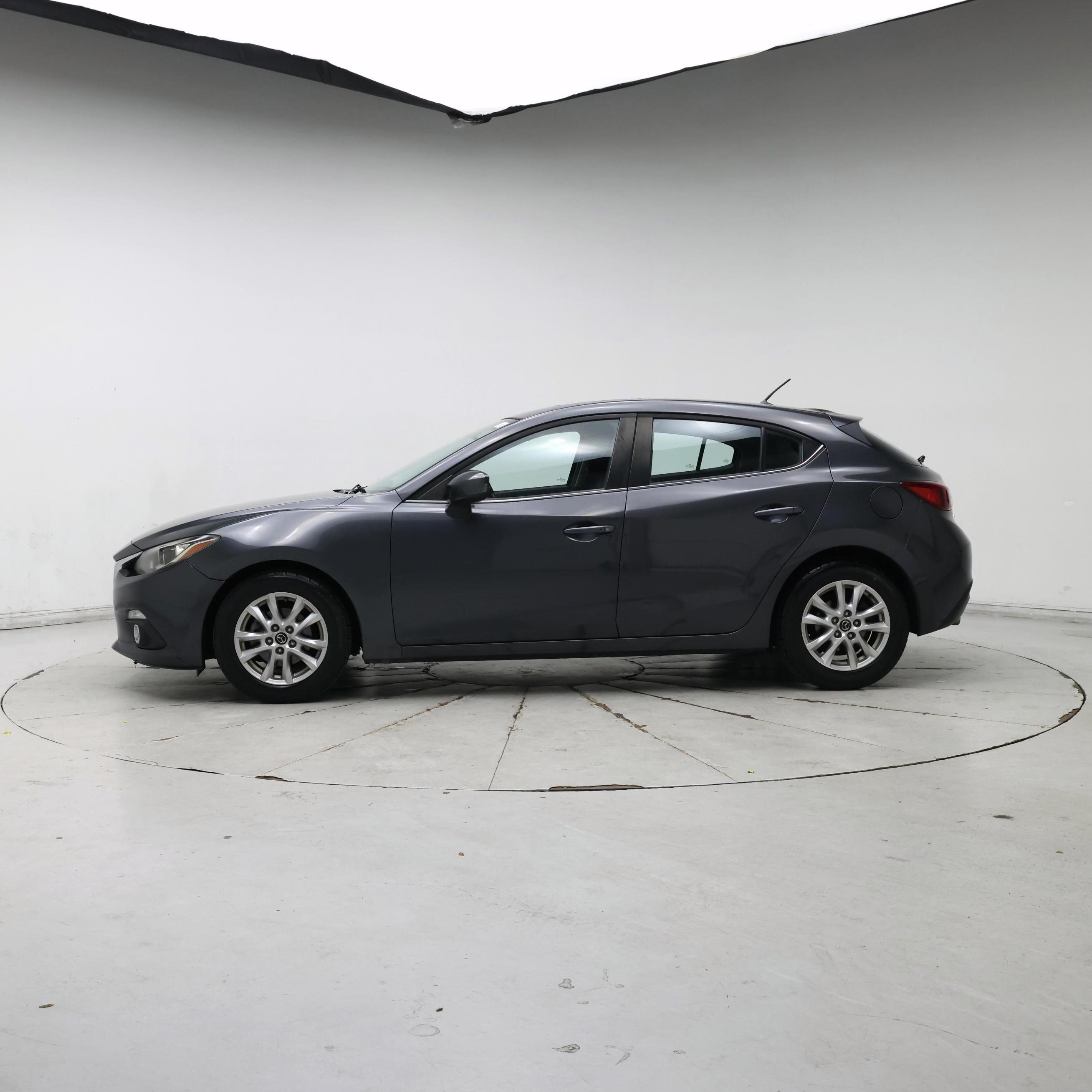 Thumbnail: 2016 Mazda Mazda3 - 3