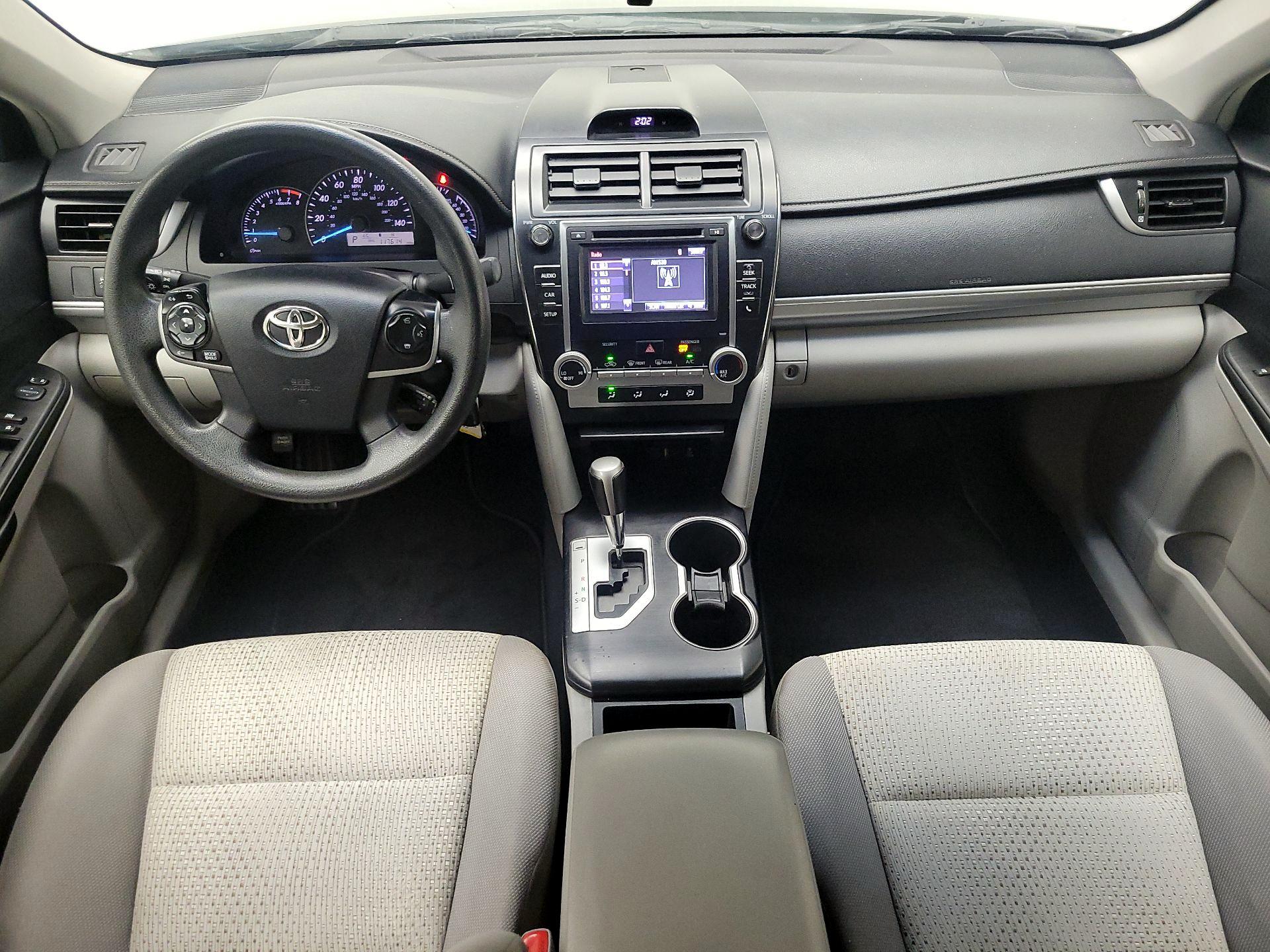 Thumbnail: 2014 Toyota Camry - 9
