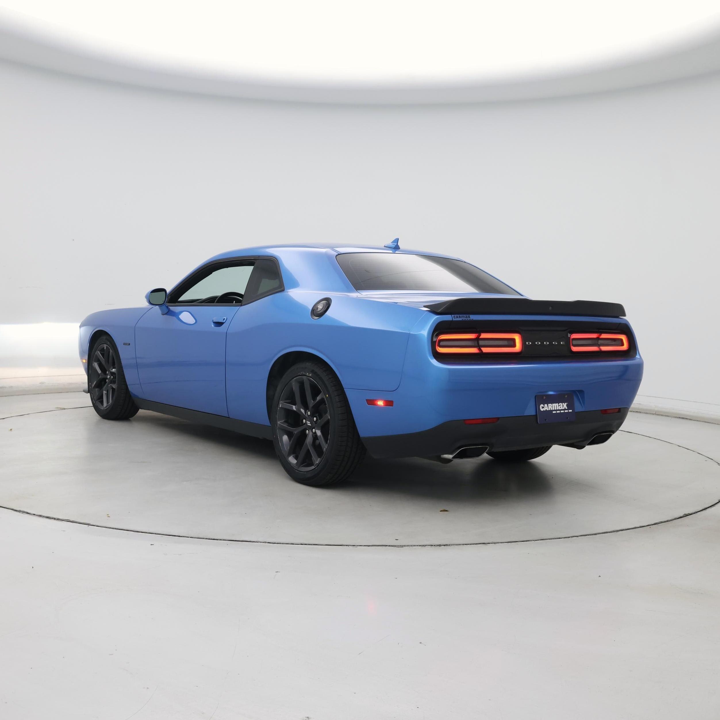 Thumbnail: 2019 Dodge Challenger - 2