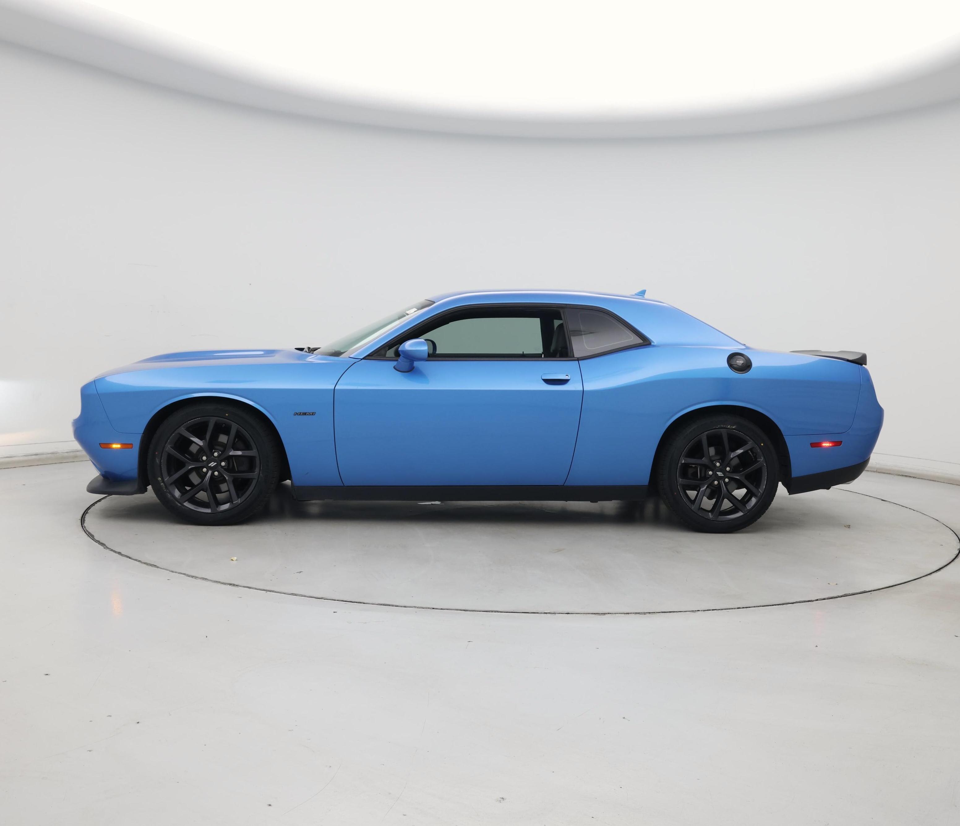 Thumbnail: 2019 Dodge Challenger - 3
