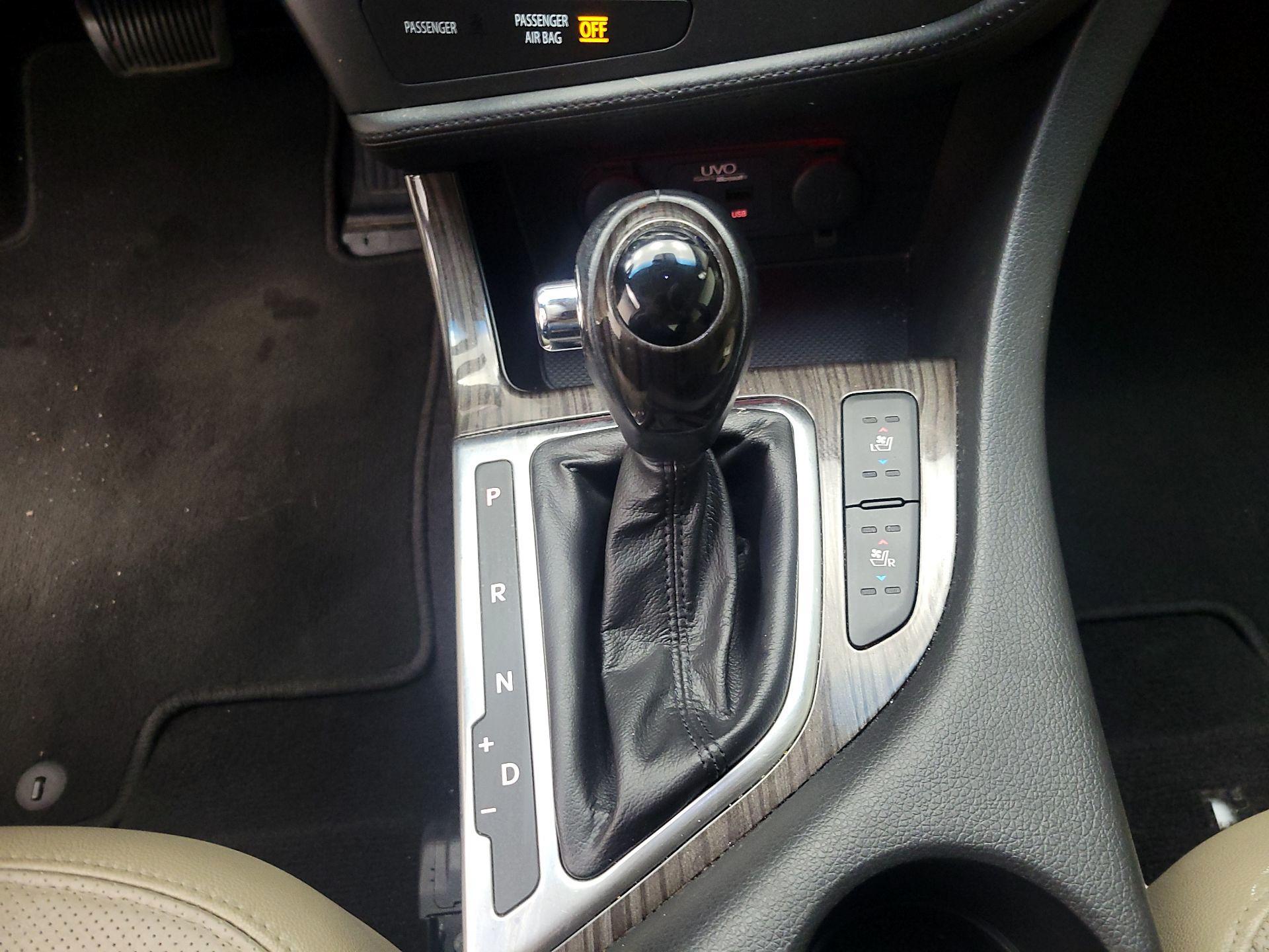 Thumbnail: 2013 Kia Optima - 17