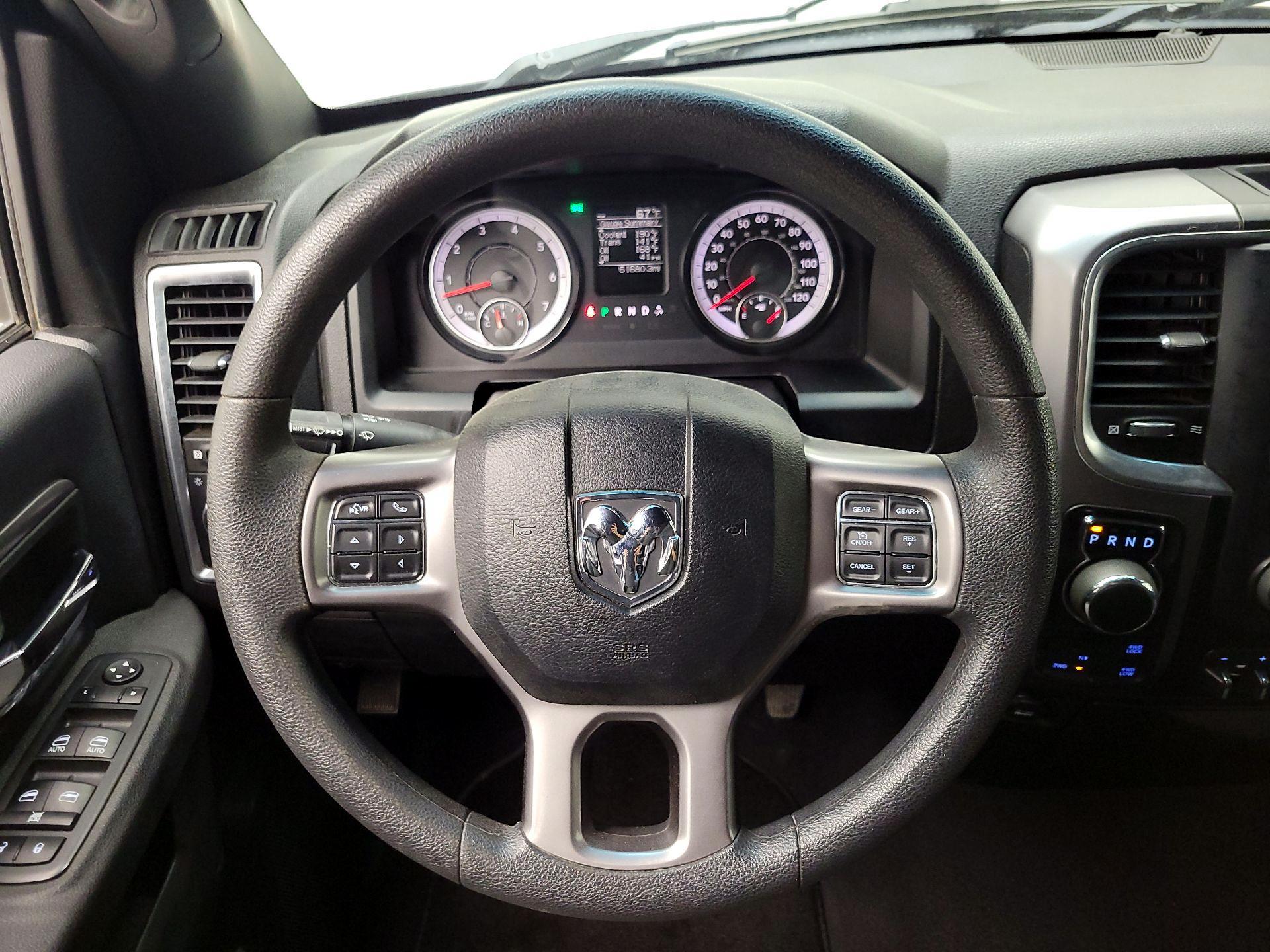 Thumbnail: 2021 RAM 1500 Classic - 10