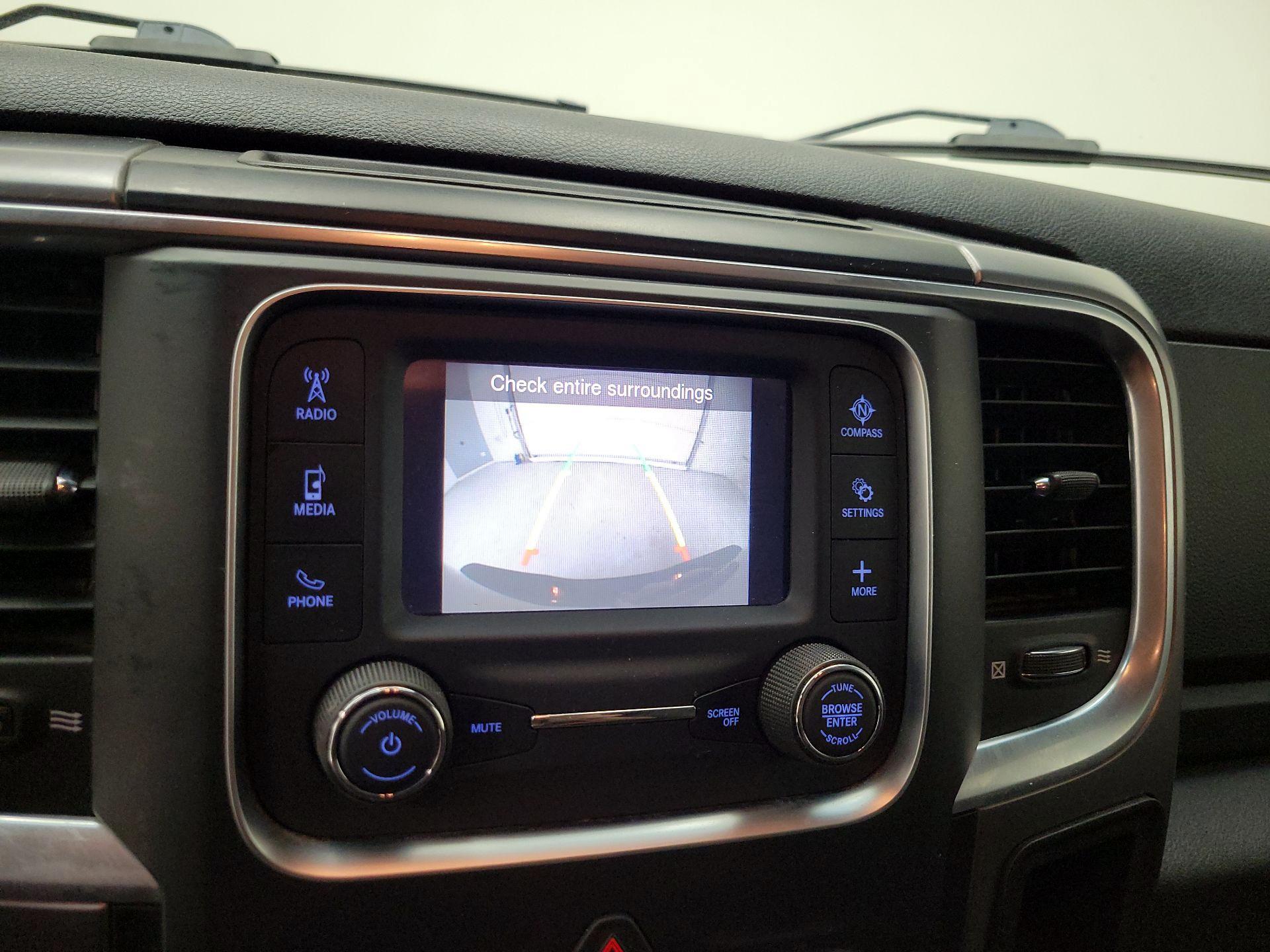 Thumbnail: 2021 RAM 1500 Classic - 14