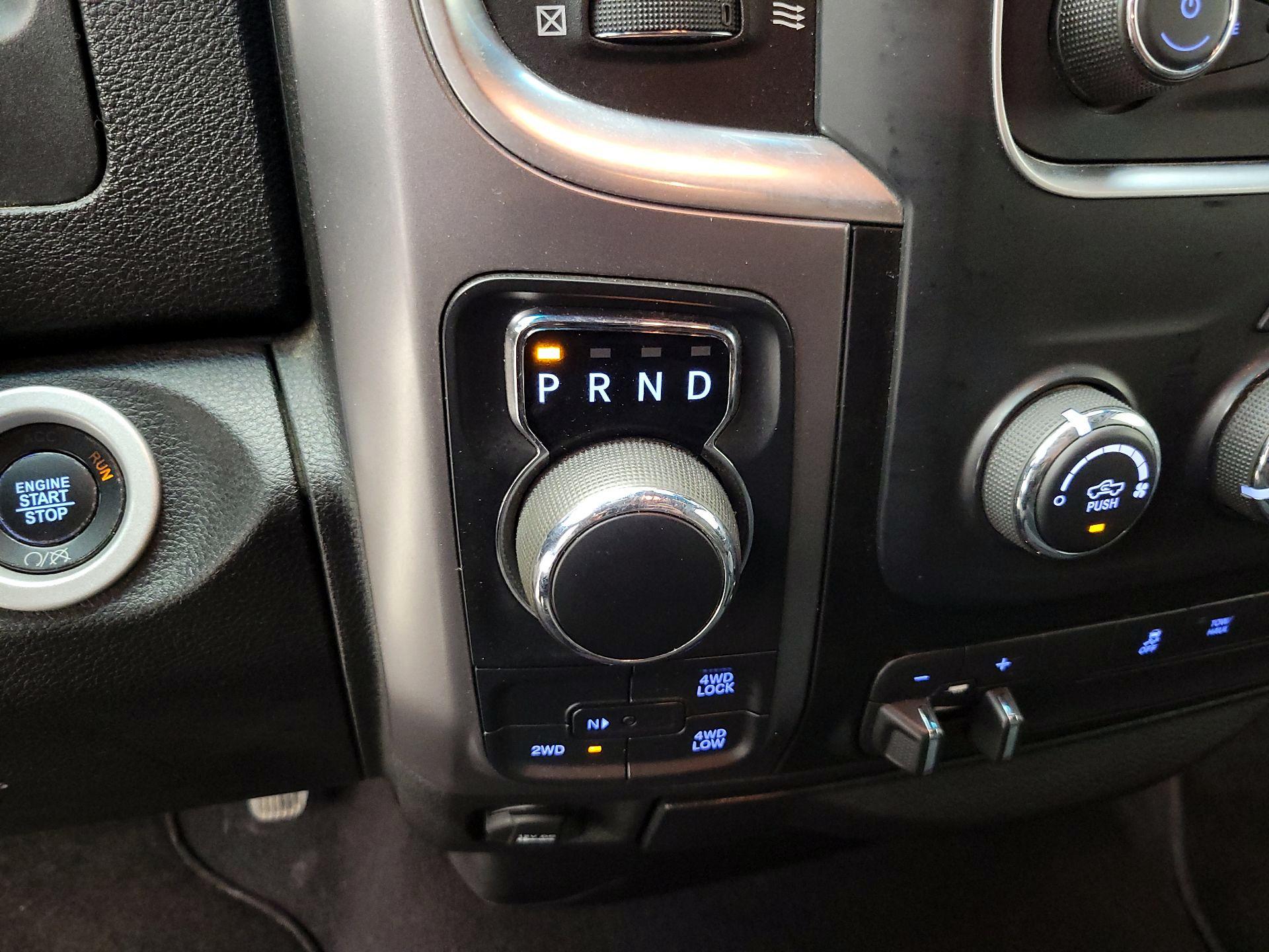 Thumbnail: 2021 RAM 1500 Classic - 17