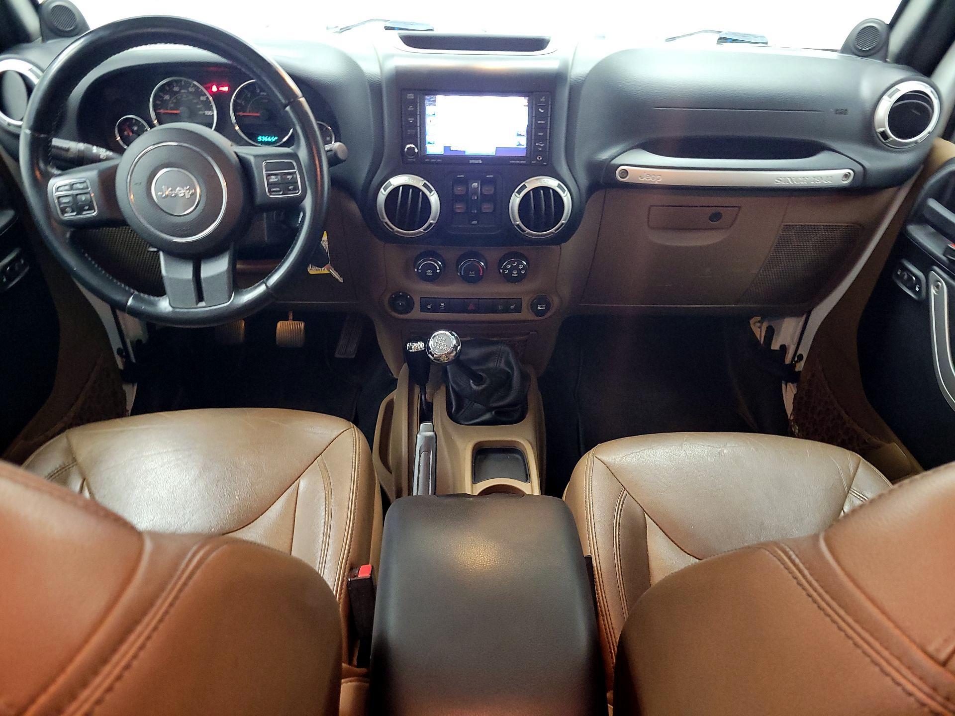 Thumbnail: 2014 Jeep Wrangler - 9